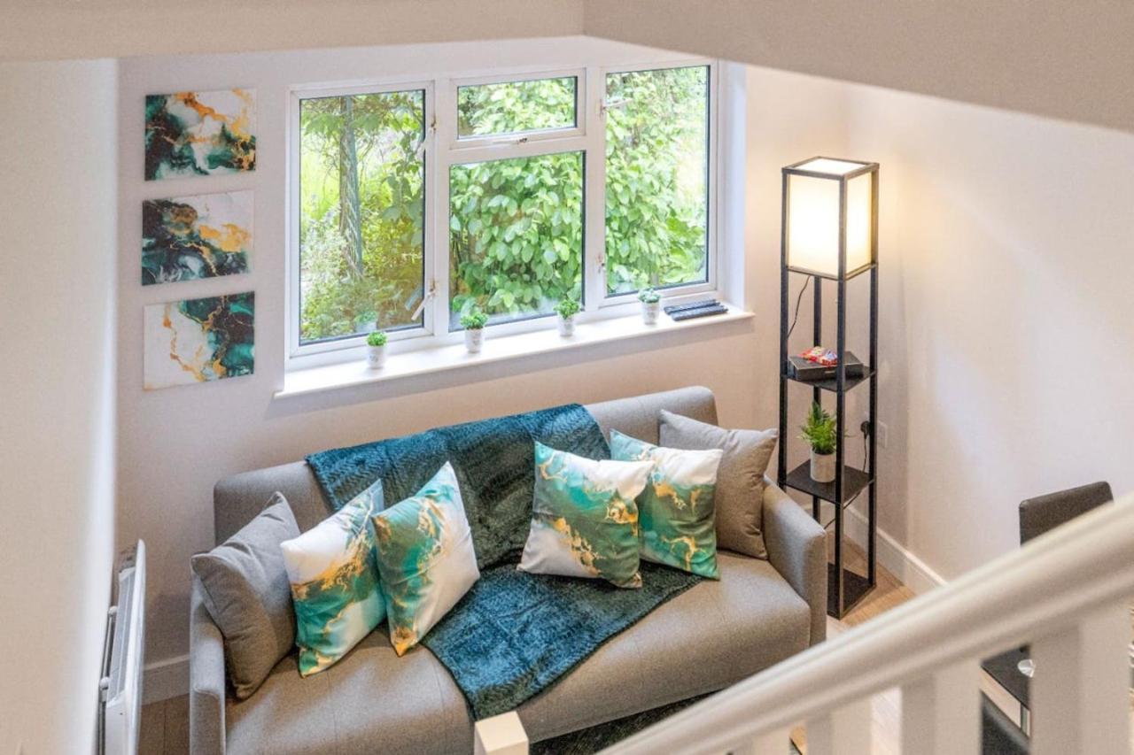 1 Bedroom House In An Affluent Part Of Apartment