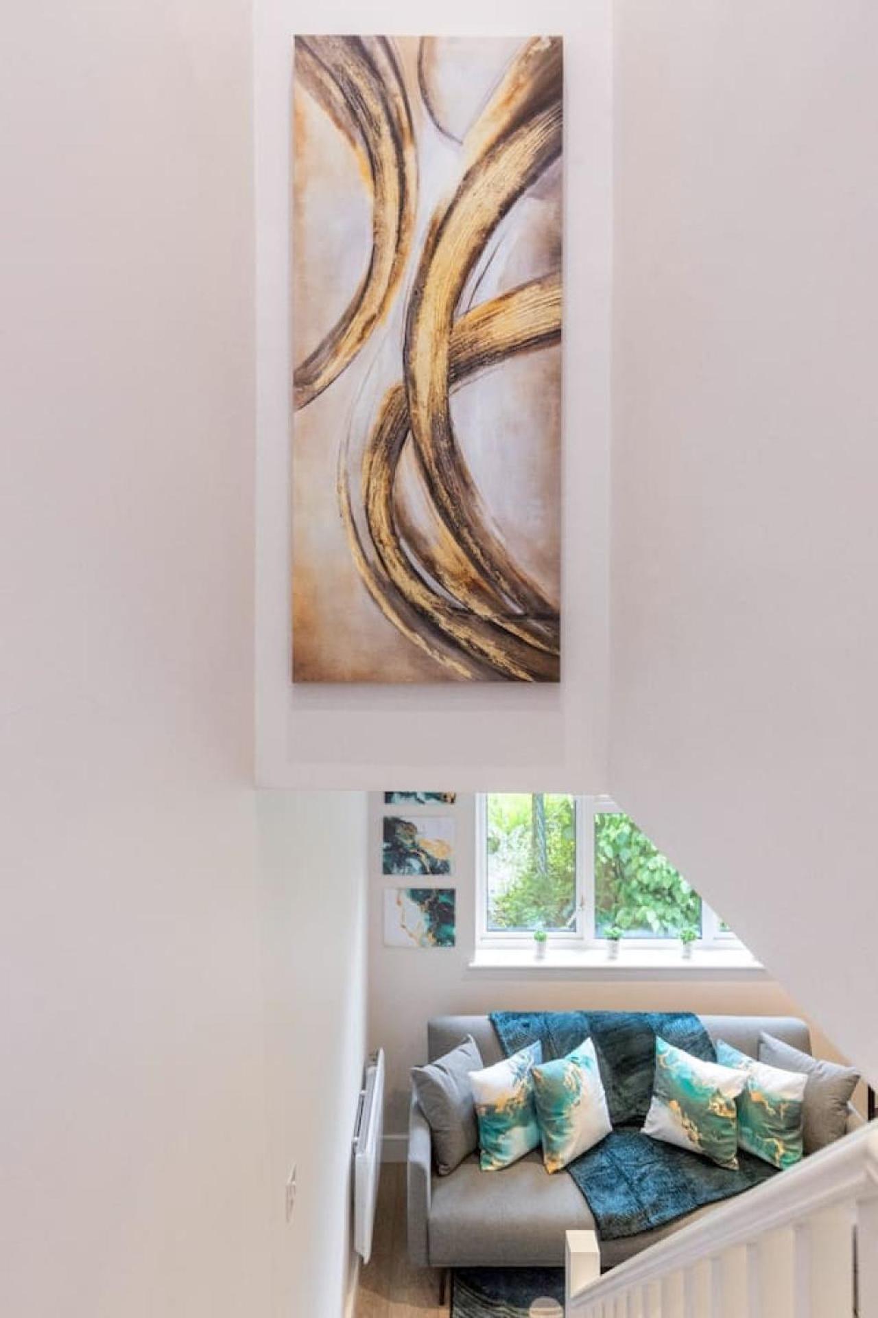 1 Bedroom House In An Affluent Part Of Apartment *