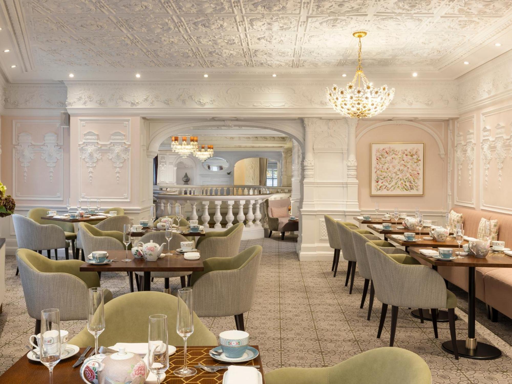 St. Ermin's Hotel, Autograph Collection Hotel 4*