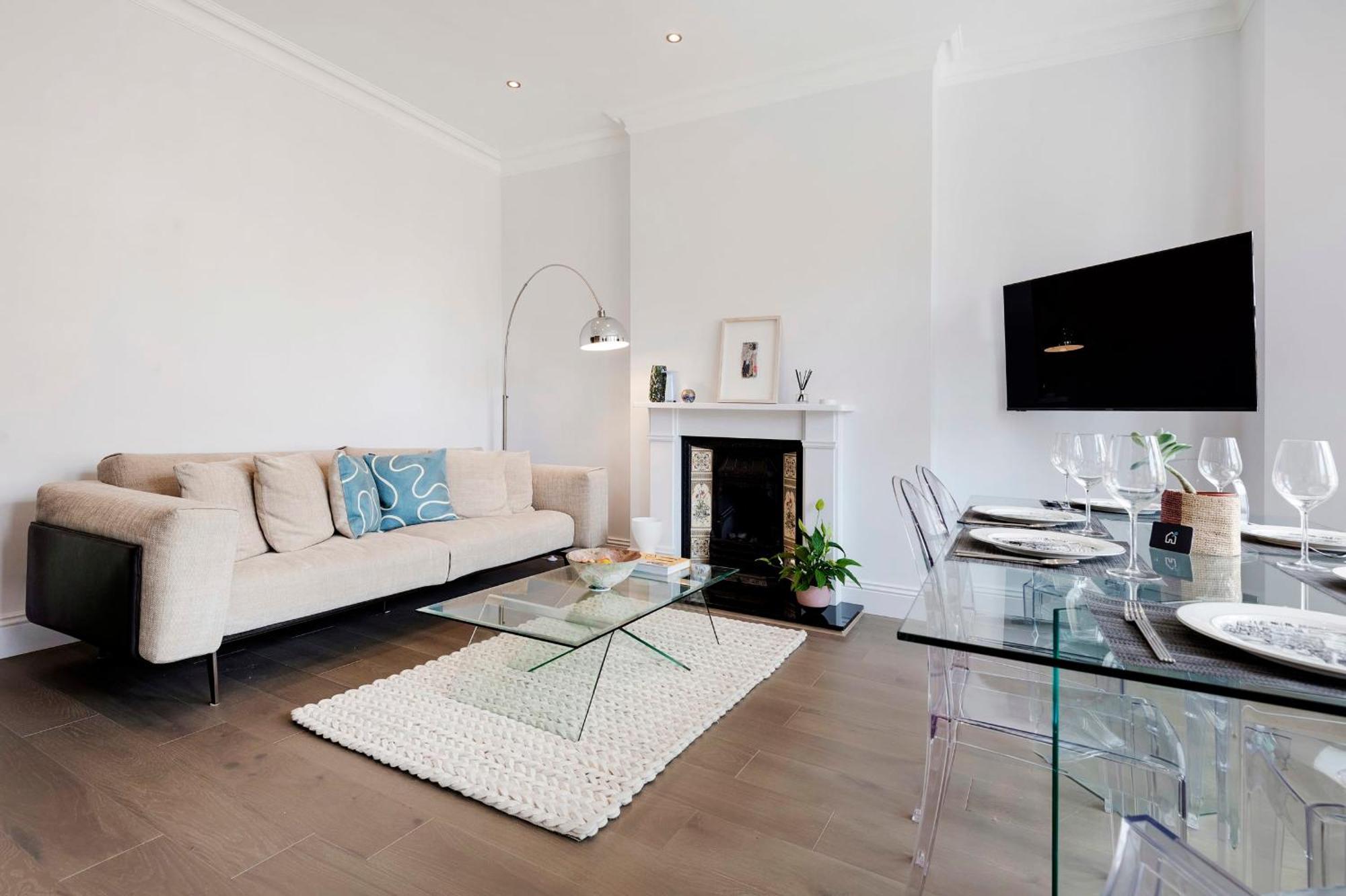 Modern And Bright Highgate Gem Leilighet London