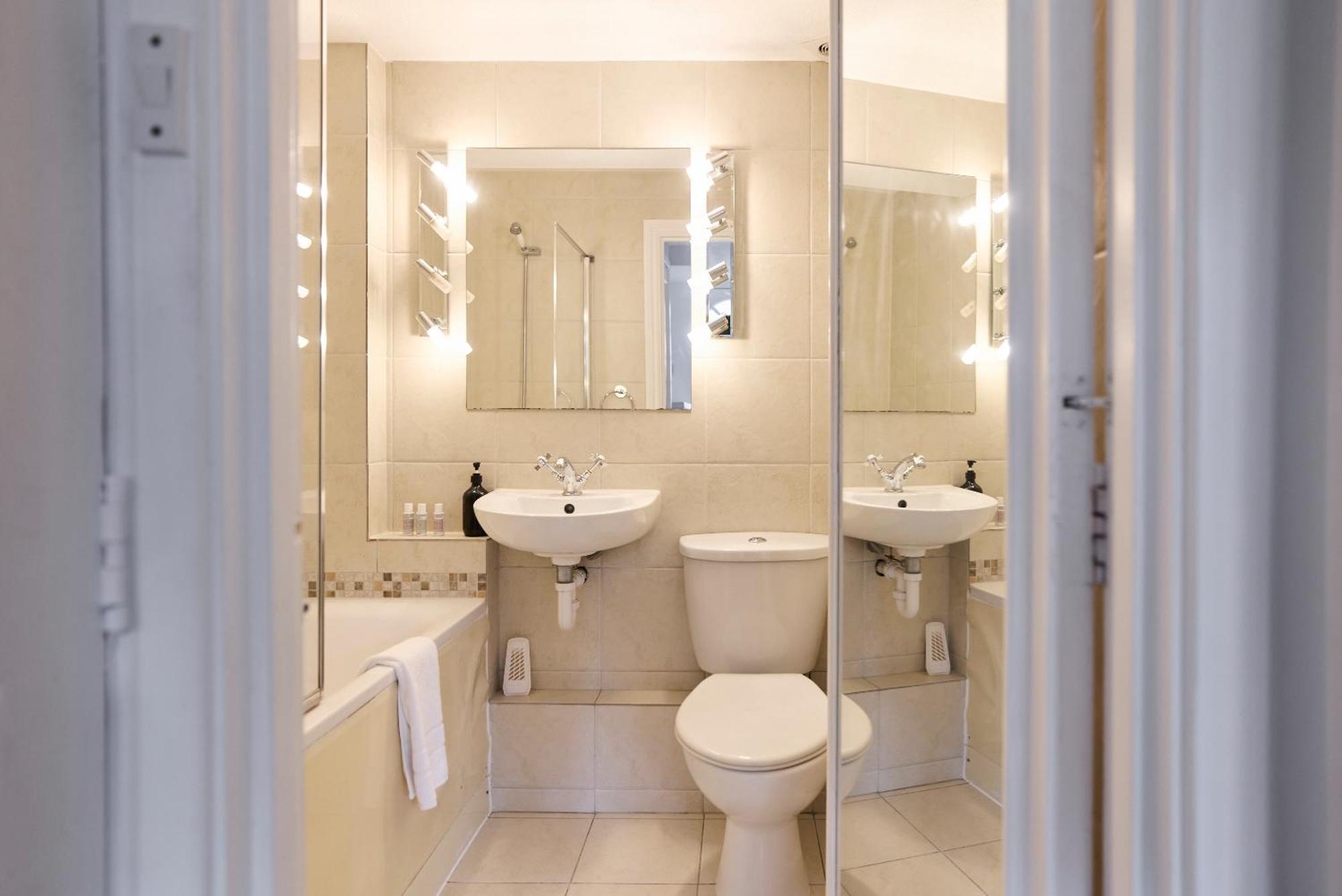 Apartment The Holland Park Crib - Classy 2bdr House