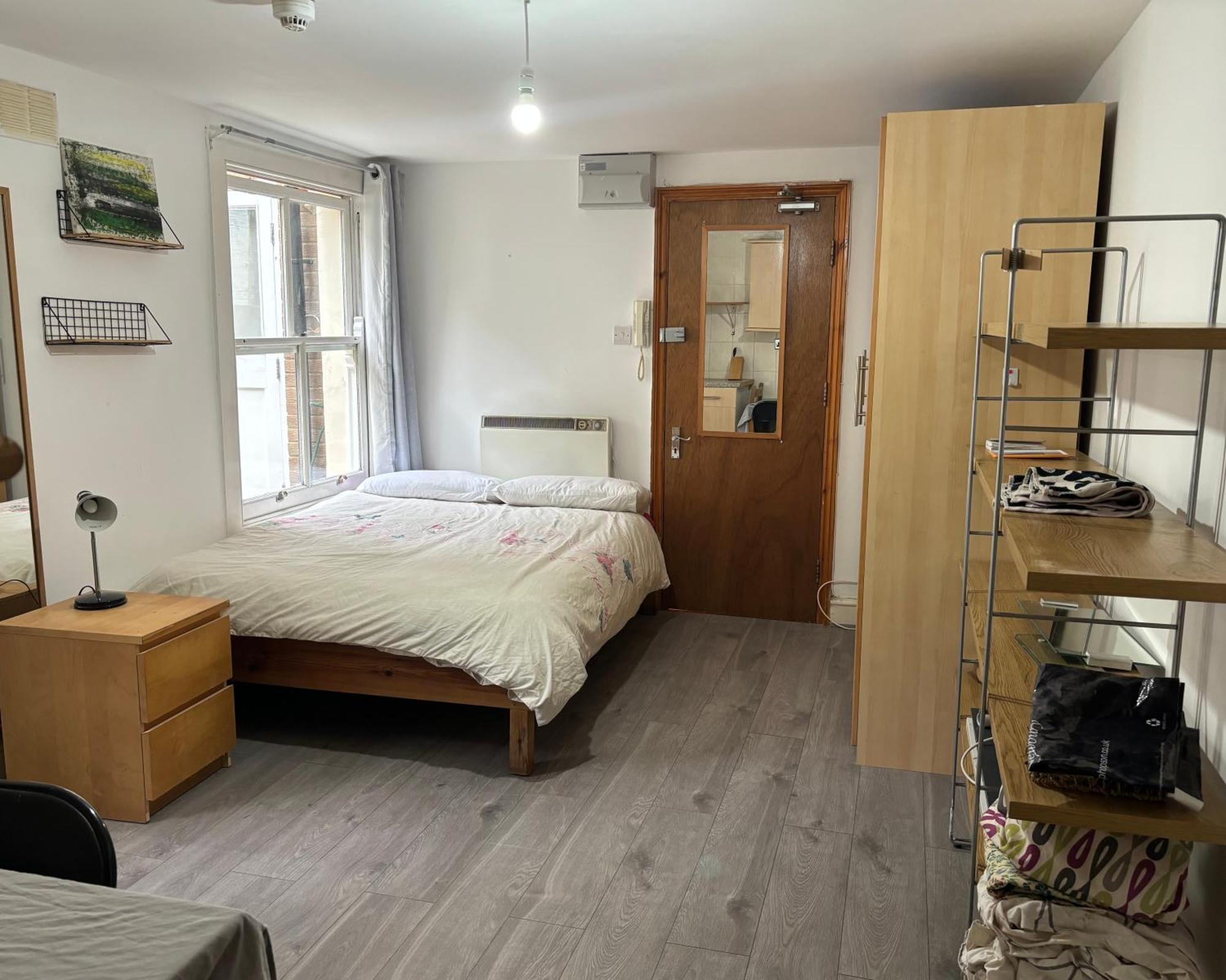 In Islington Apartment *