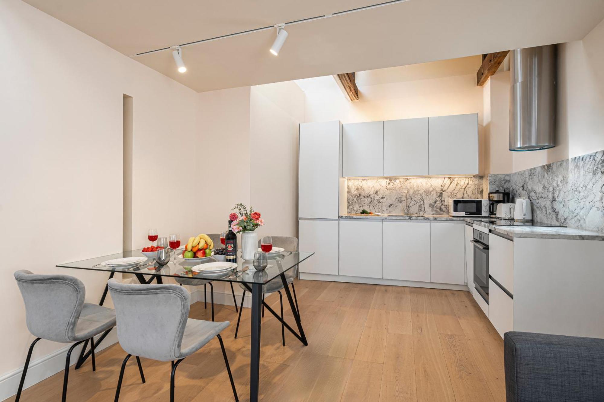 Apartment Baker Street London