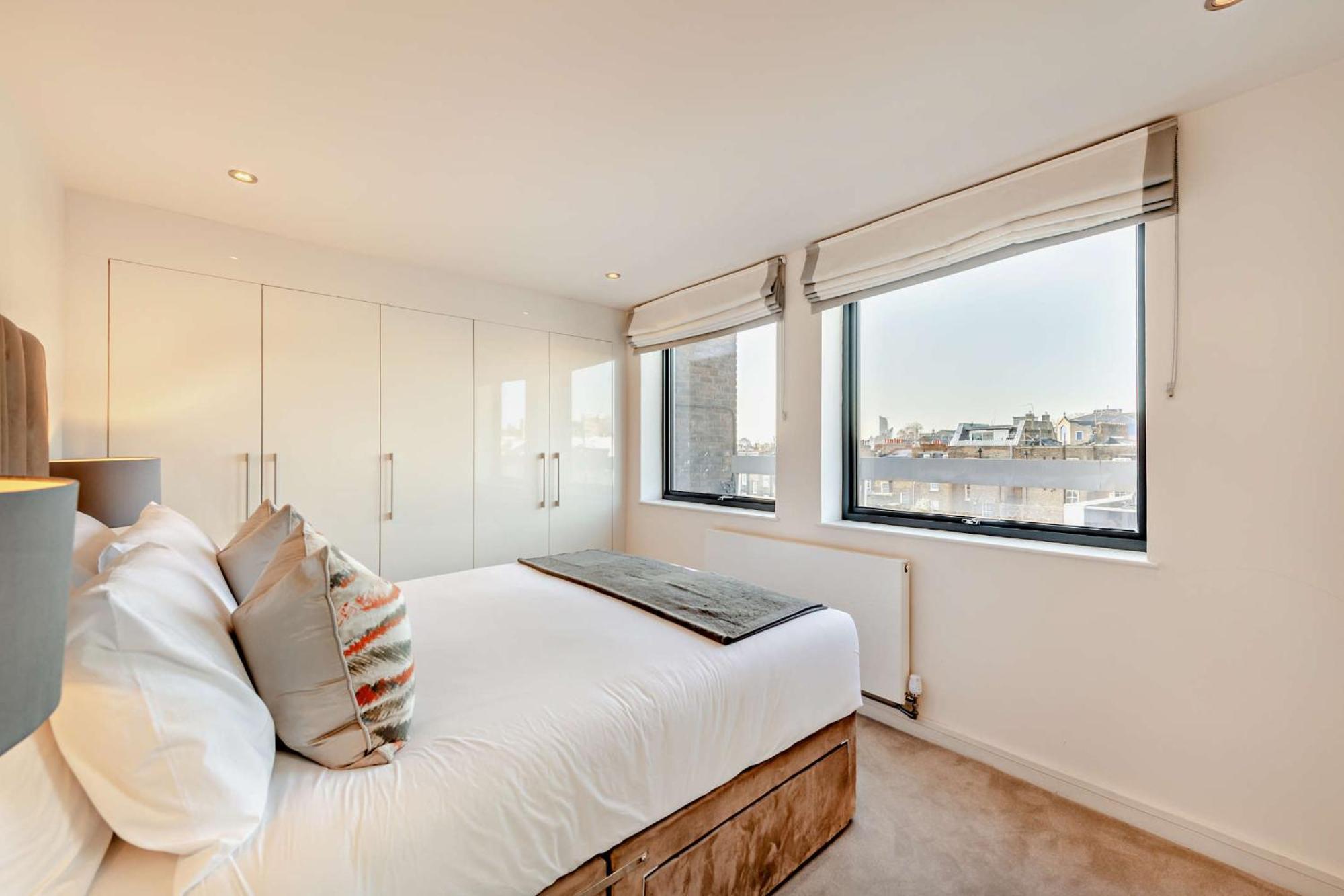 Pond Place London