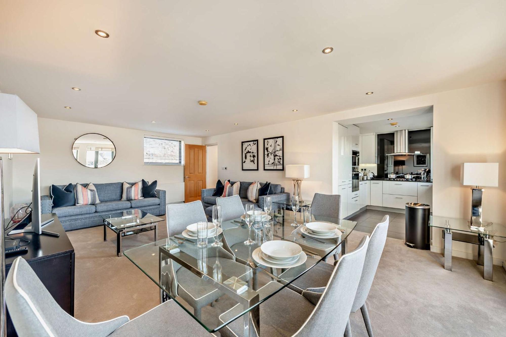 Apartment Pond Place London