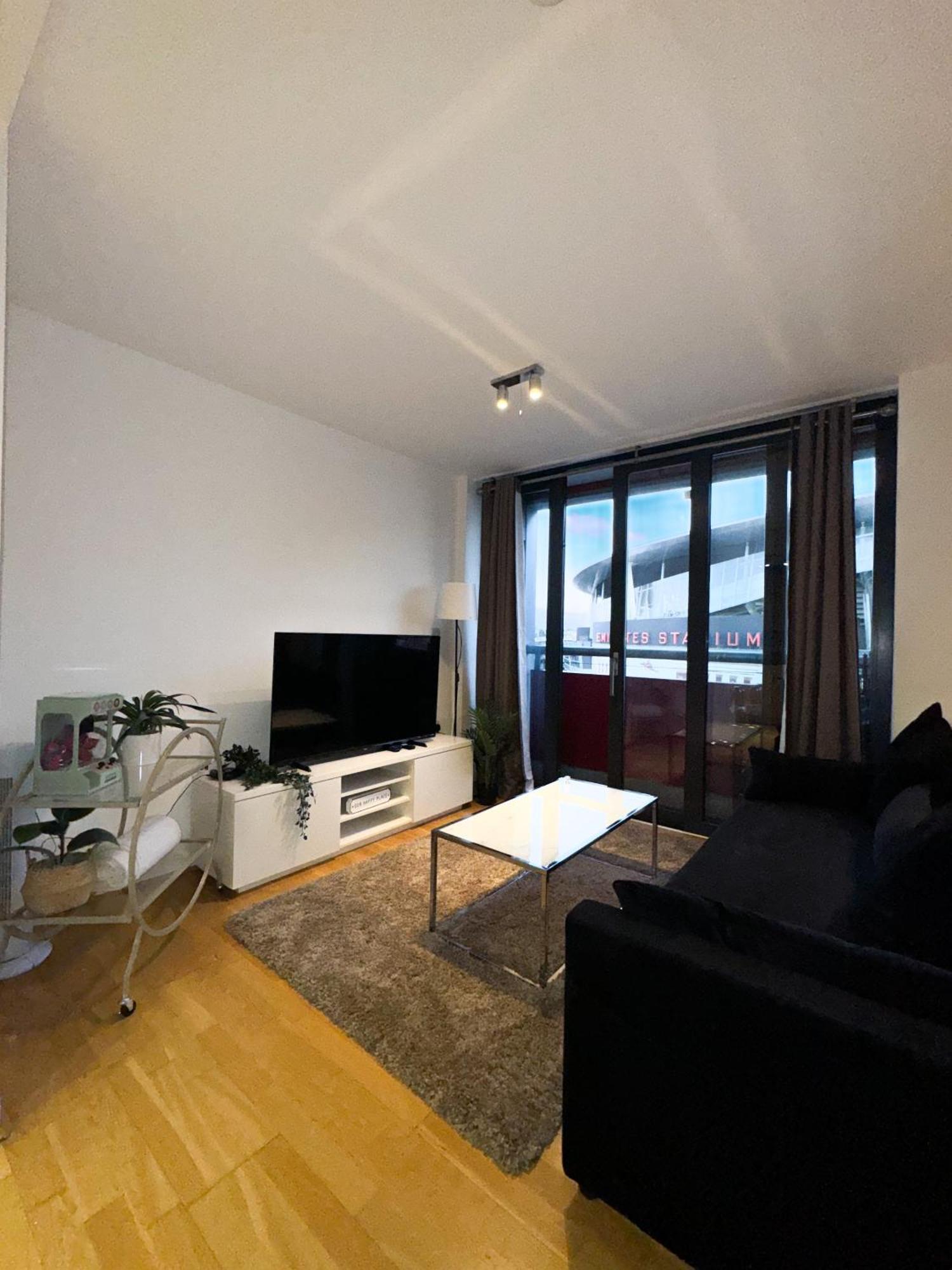 The Emirates Stadium Apartment *