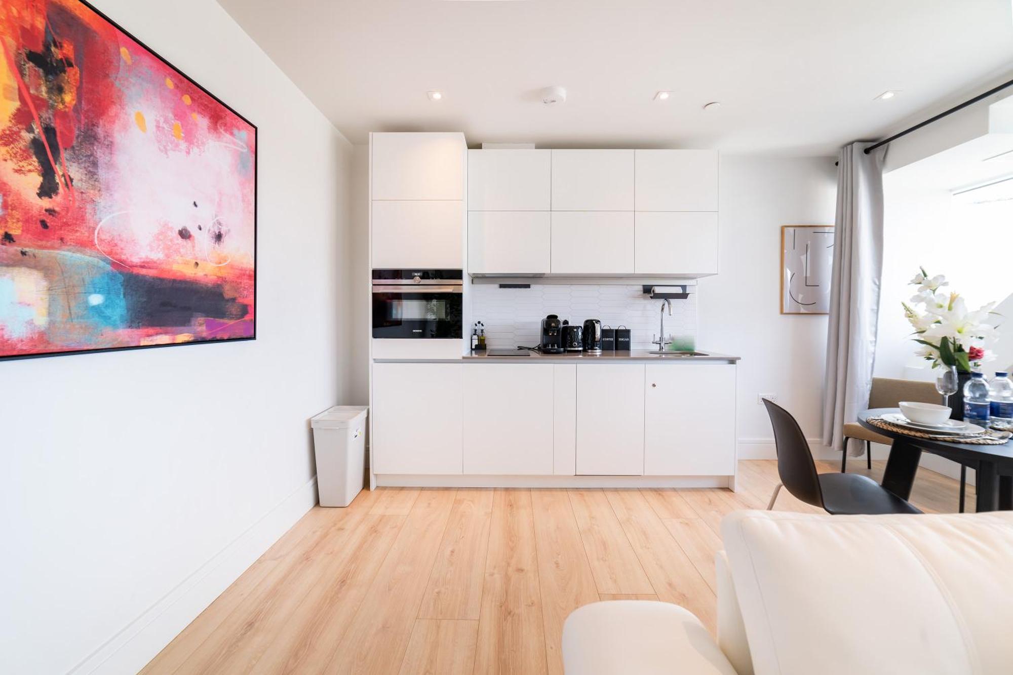 Appartement Stylish Retreats On Olympic Way Londen