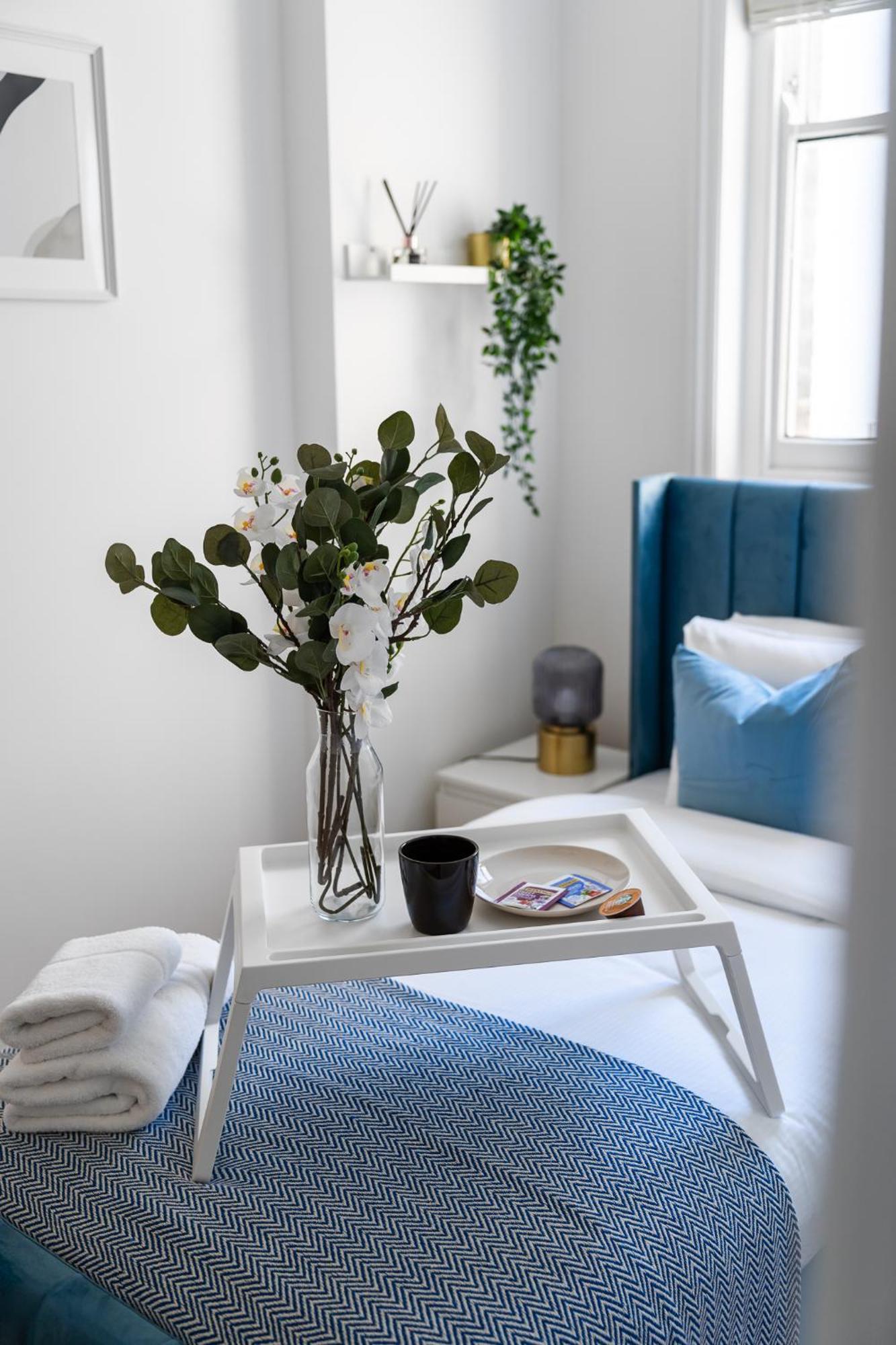 Ferienhaus 4br 2ba House By Livestay Short Lets & Serviced Near Oxford Circus With 2 Private Patios *