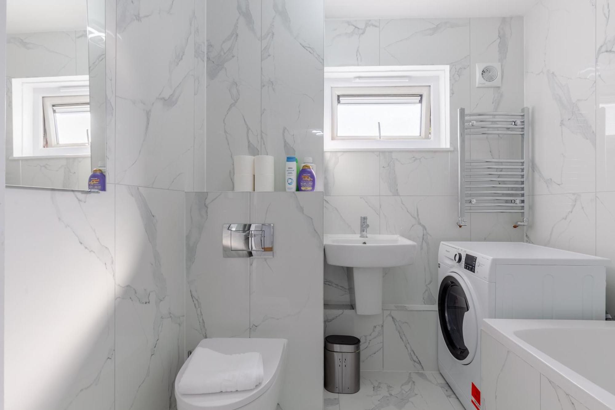 Apartment Newly Refurbished 2bd Flat Close To Excel *