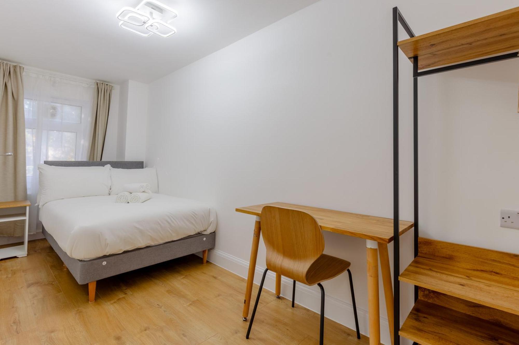 Apartment Newly Refurbished 2bd Flat Close To Excel *