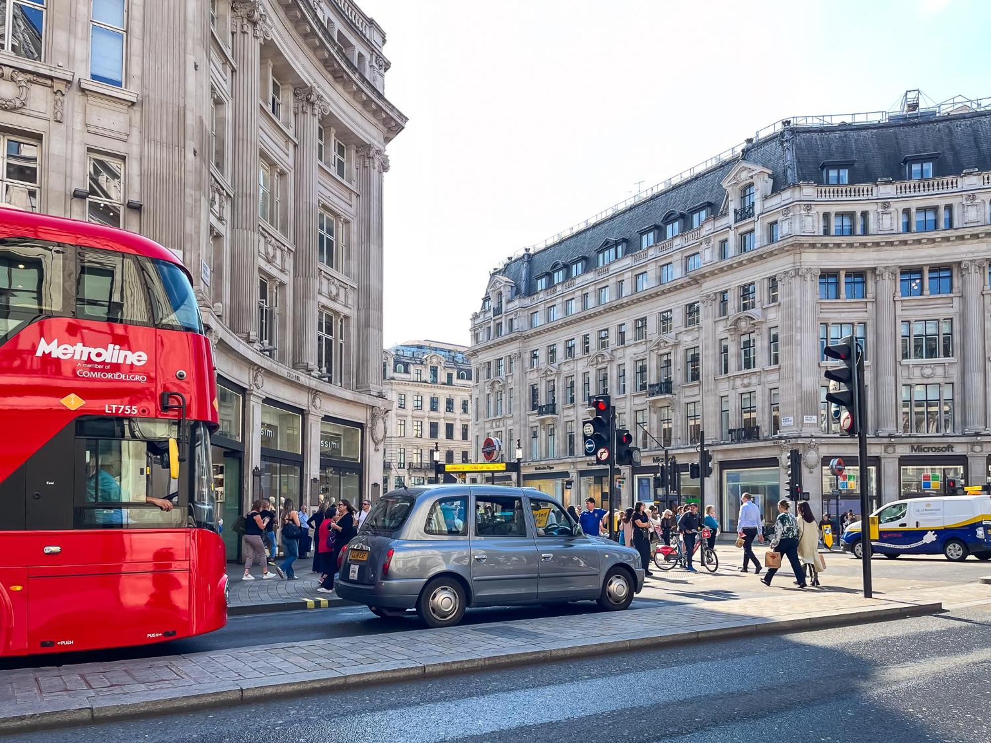 4br 2ba House By Livestay Short Lets & Serviced Near Oxford Circus With 2 Private Patios Ferienhaus