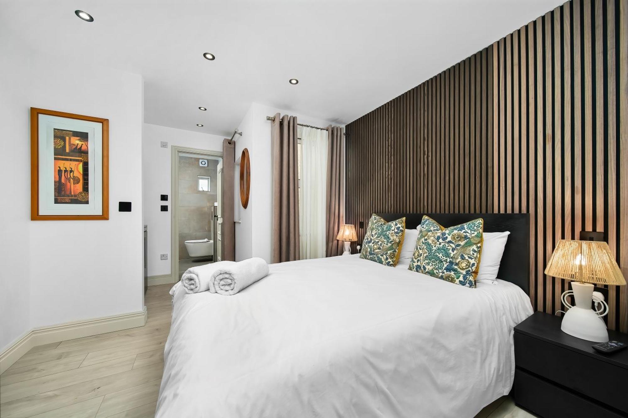 Nine Elms Modern