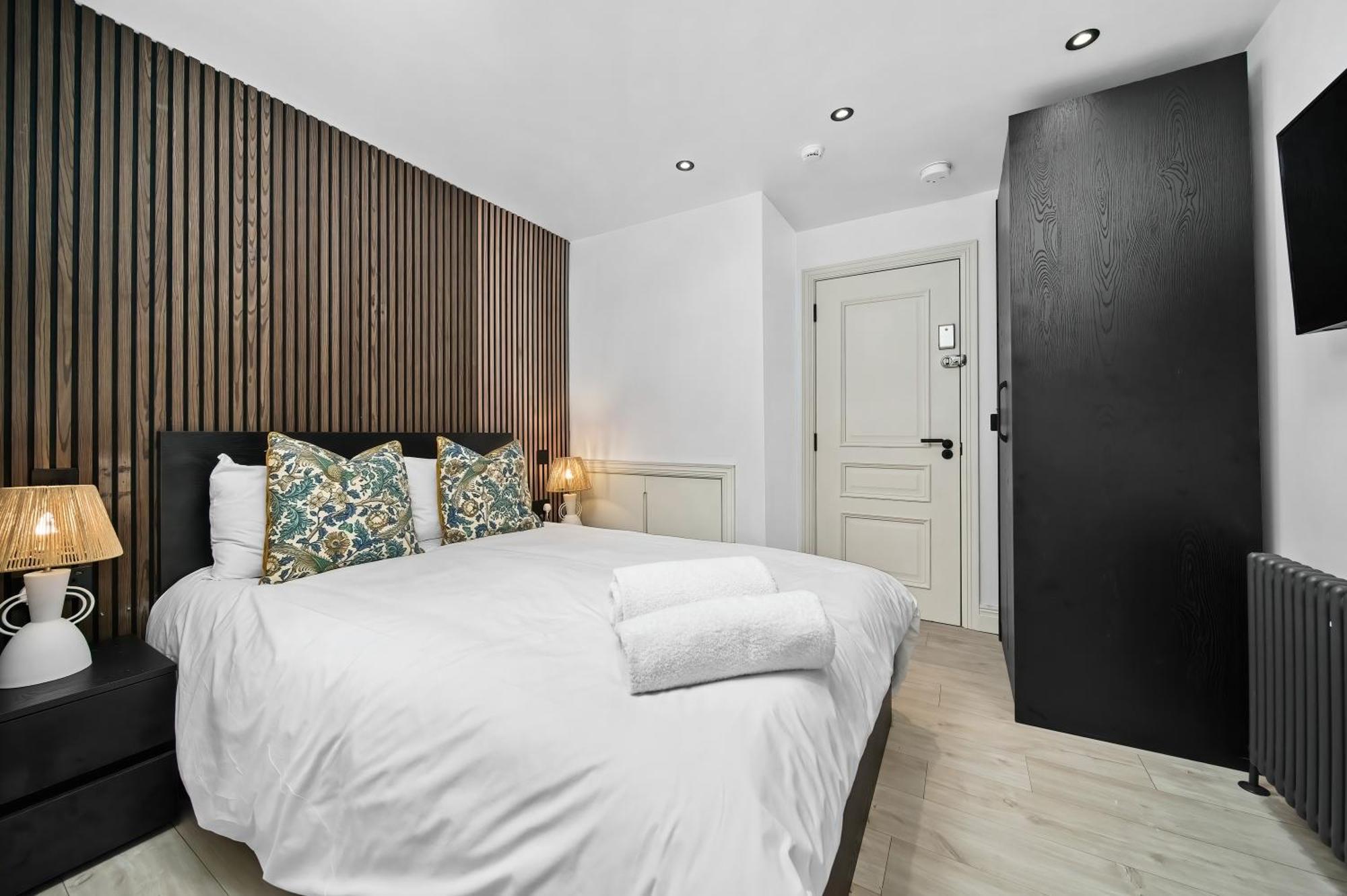 Nine Elms Modern * Londen