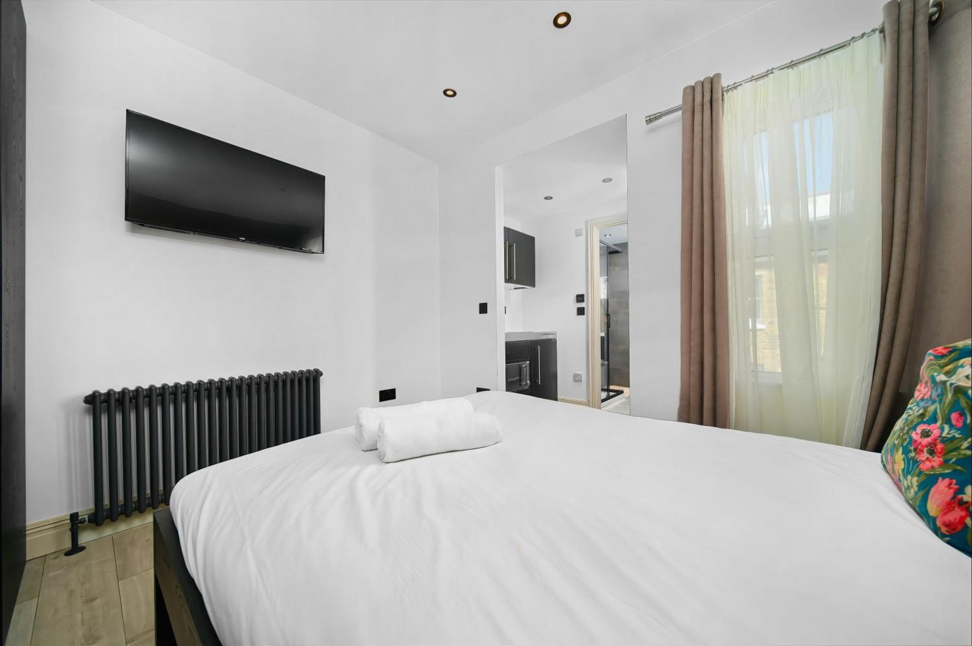 Nine Elms Modern London