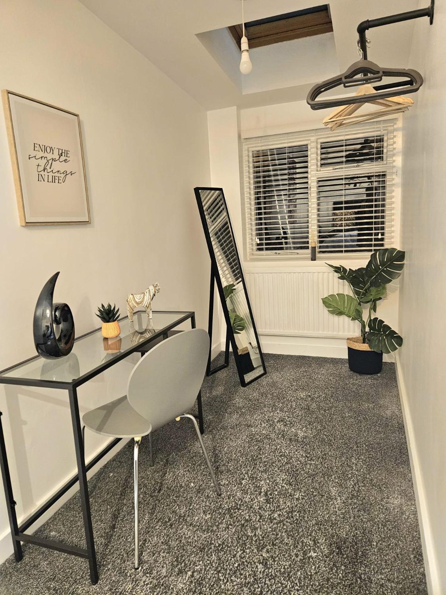 Cosy Sw12, Garden Flat Apartment *