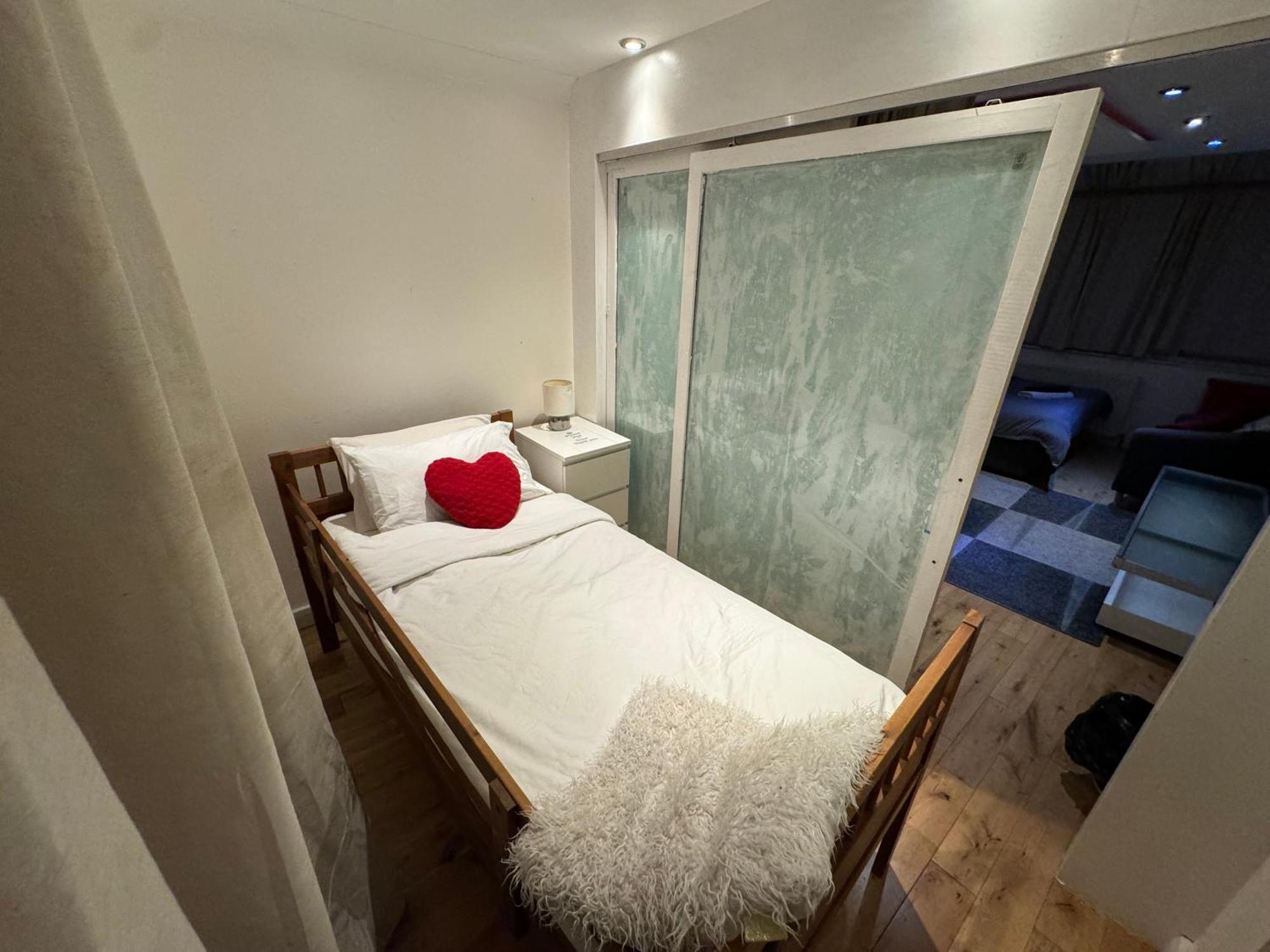 Guest house Cozy Rooms Near Central London *