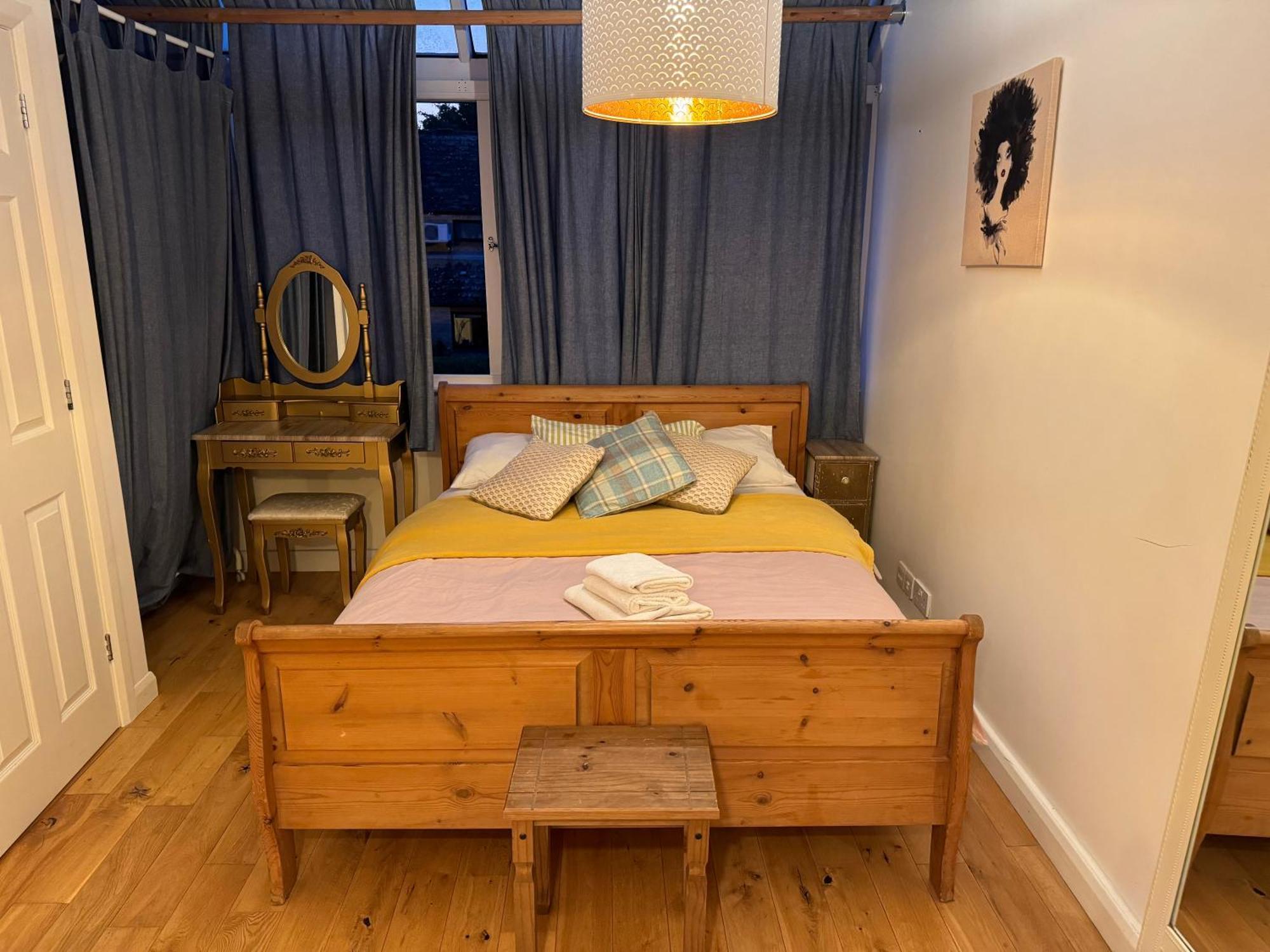 Cozy Rooms Near Central London *