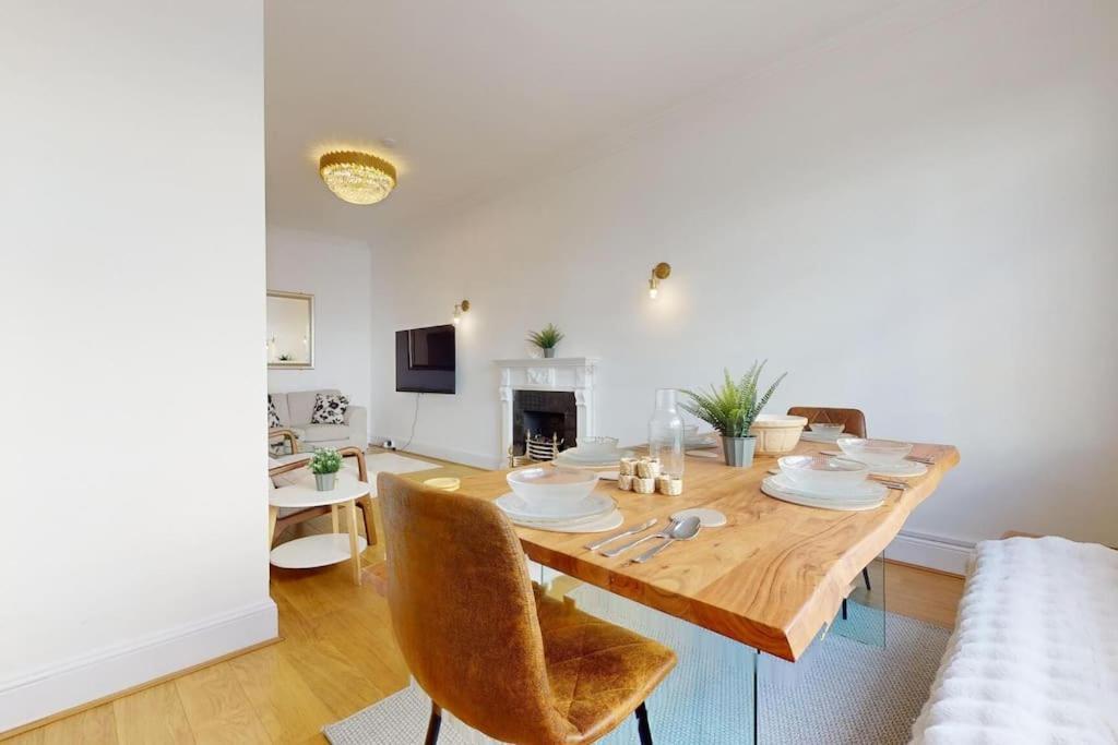 Vakantiehuis Prime Location Prince's Gate Mews 4bd 3 Bath *