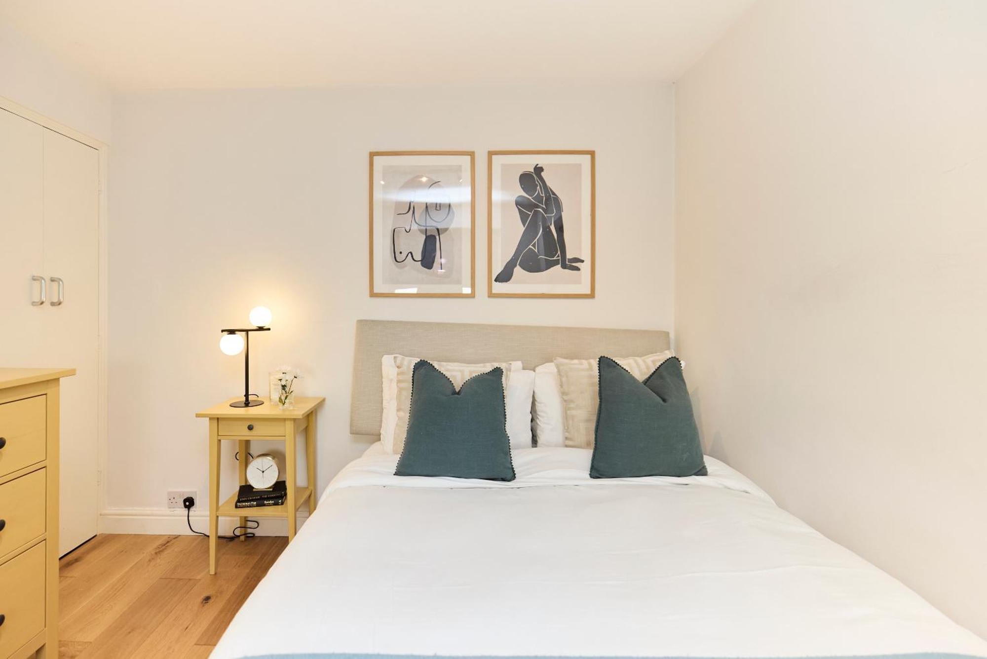 Apartment The Brunswick Retreat - Warm 3bdr Flat With Balcony