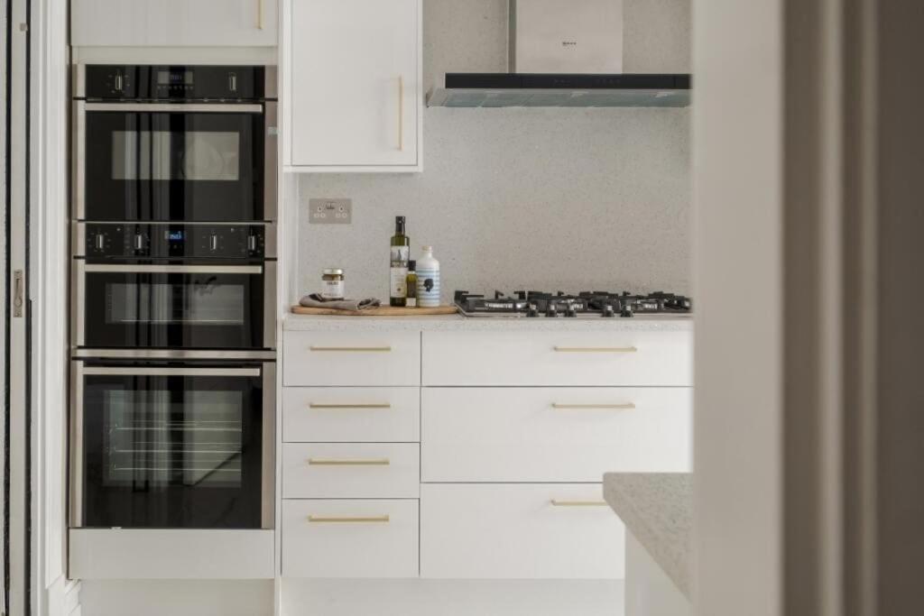 Apartment Arcore Premium Knightsbridge