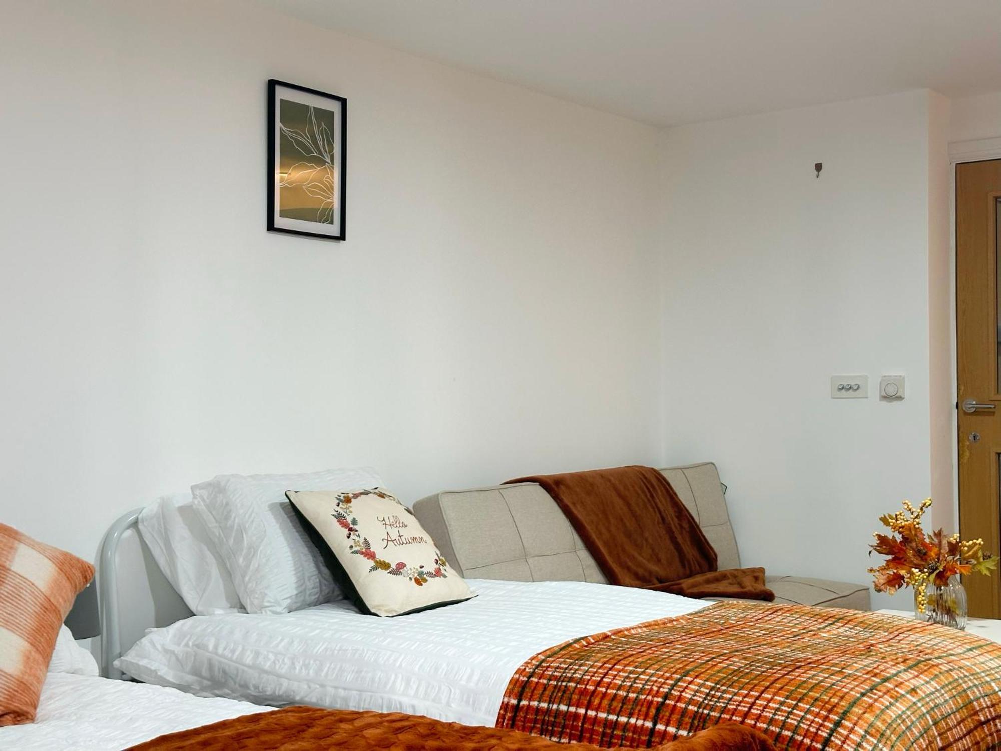 Apartment Juniper Alexandra Palace Serviced Apartments, By Edens *