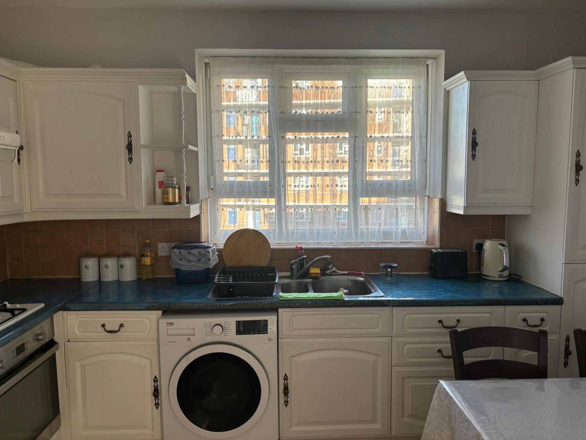 Apartment Bright 2 Bedroom Flat Close To Centre London