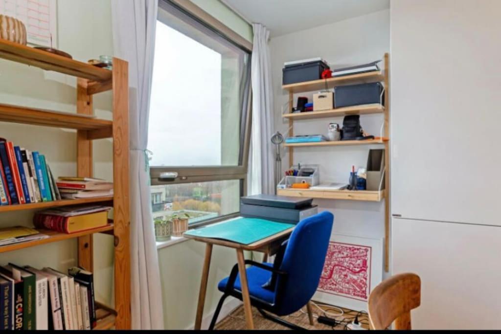 Apartamento Large One Bedroom With Balcony Londres