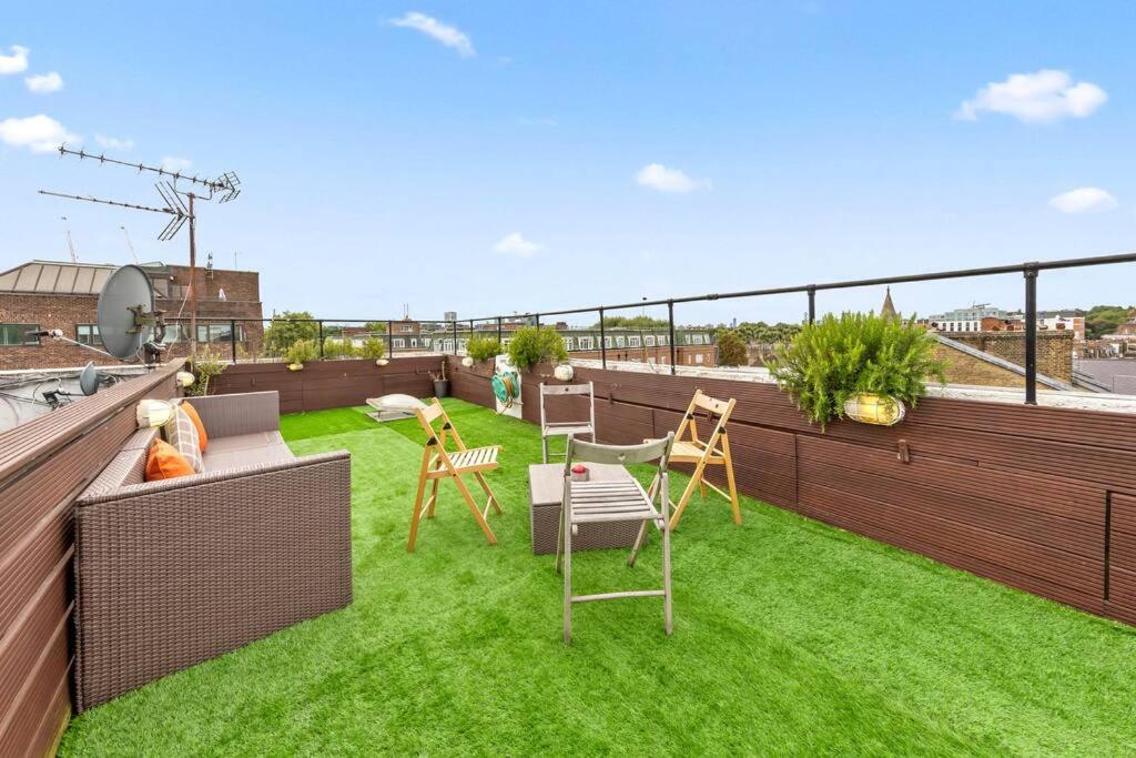 Spacious Sleep 11 With Terrace In Earls Court Ec99 Apartment London