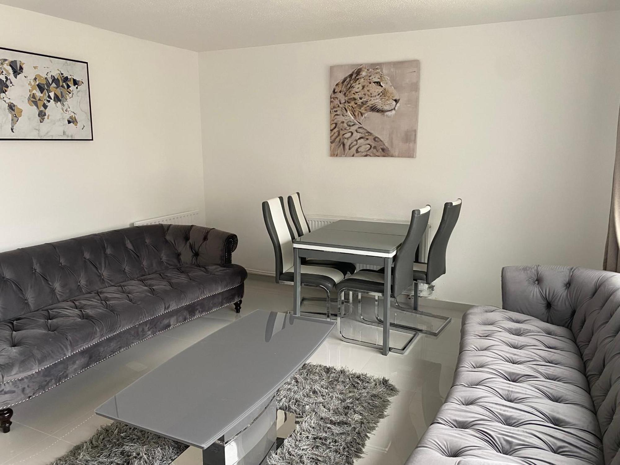 Feriehus Bliss Retreat - Superb 3-bed House *