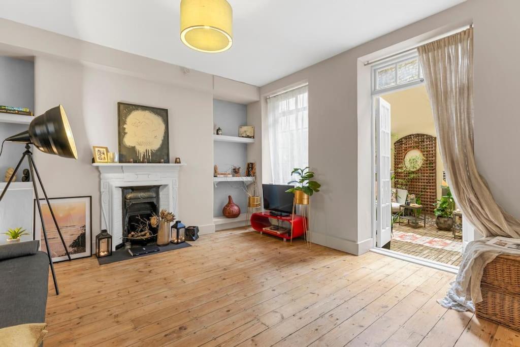 Designer Flat At Paddington Private Outdoor Oasis Apartment