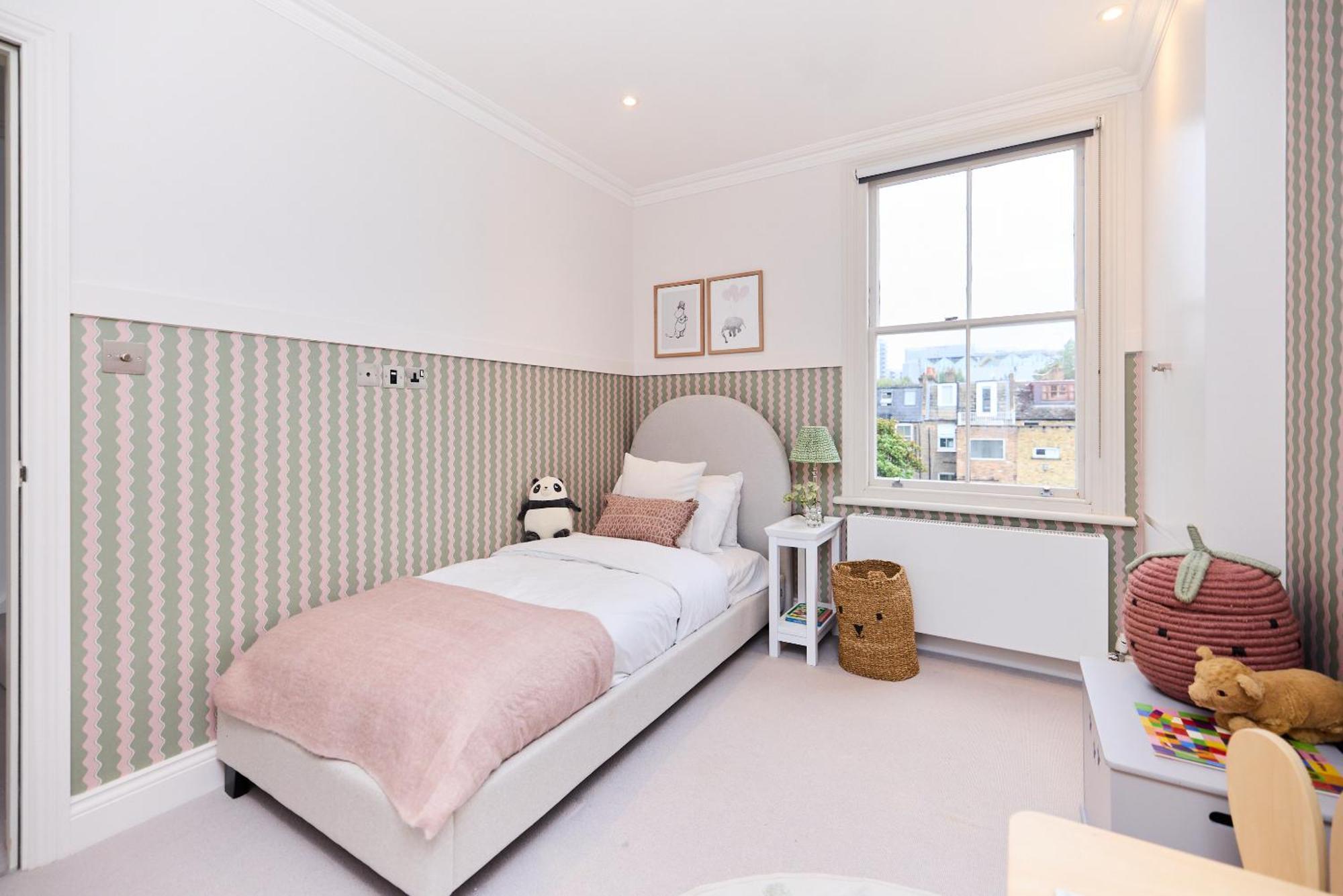 The Latimer Wonder - Stunning 5bdr House With Garden Apartment London