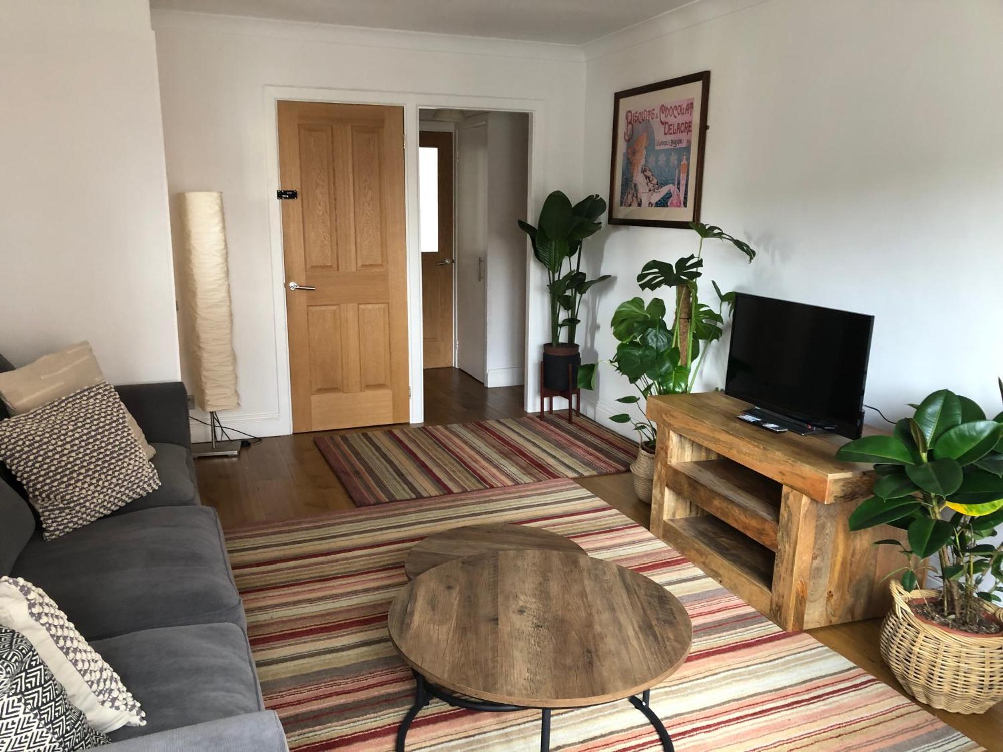 Cosy Kings Cross Apartment, London, Just 8 Mins Walk To Kings Cross St Pancras Station