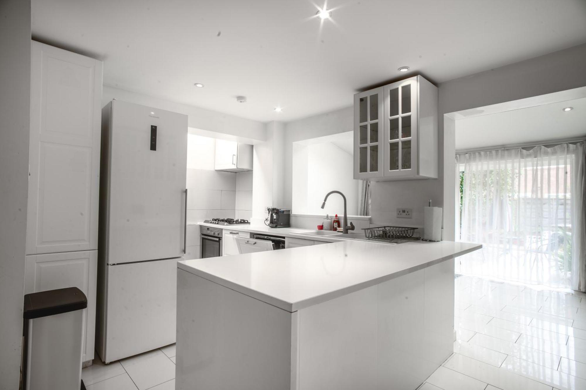 Shard View 3 Bed Entire Ferienhaus London