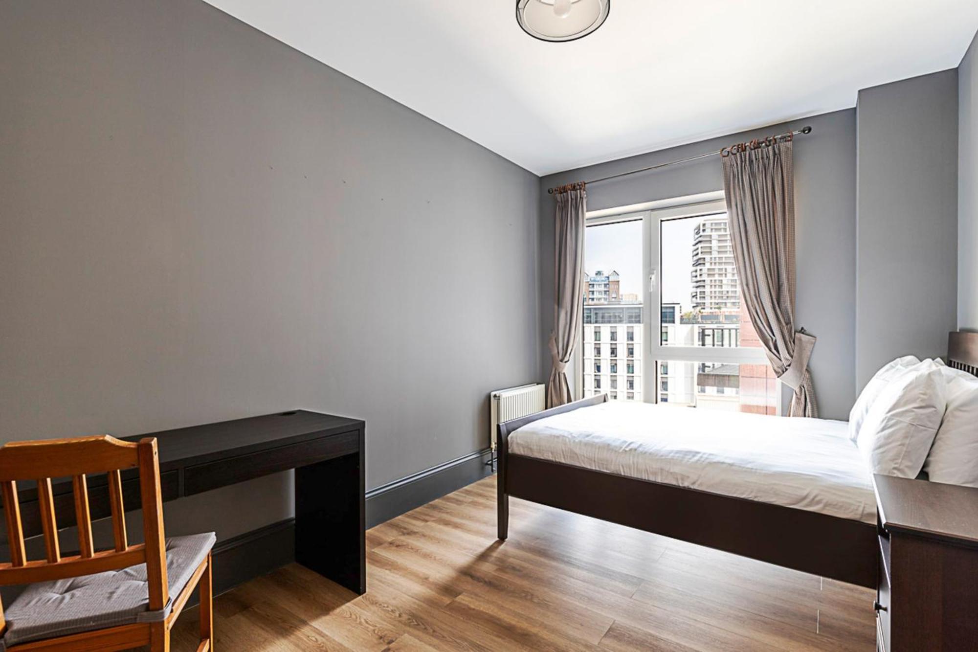 Riverside Escape With Breathtaking Thames Views * London