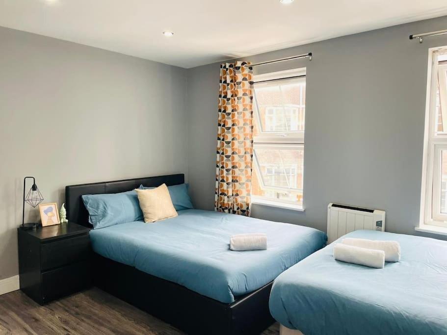 Bright Flat Near To Tower Bridge London