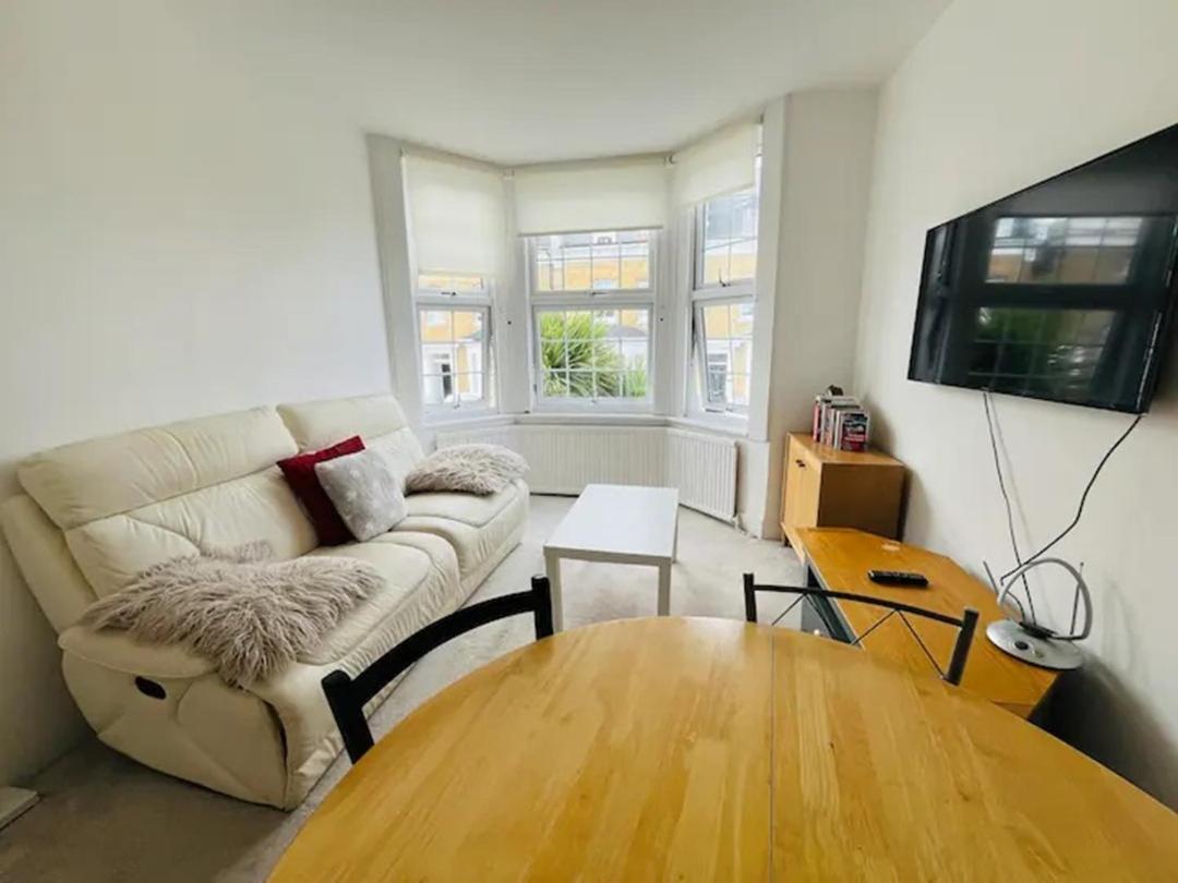 Apartment Spacious 3 Bed Flat In Greenwich London