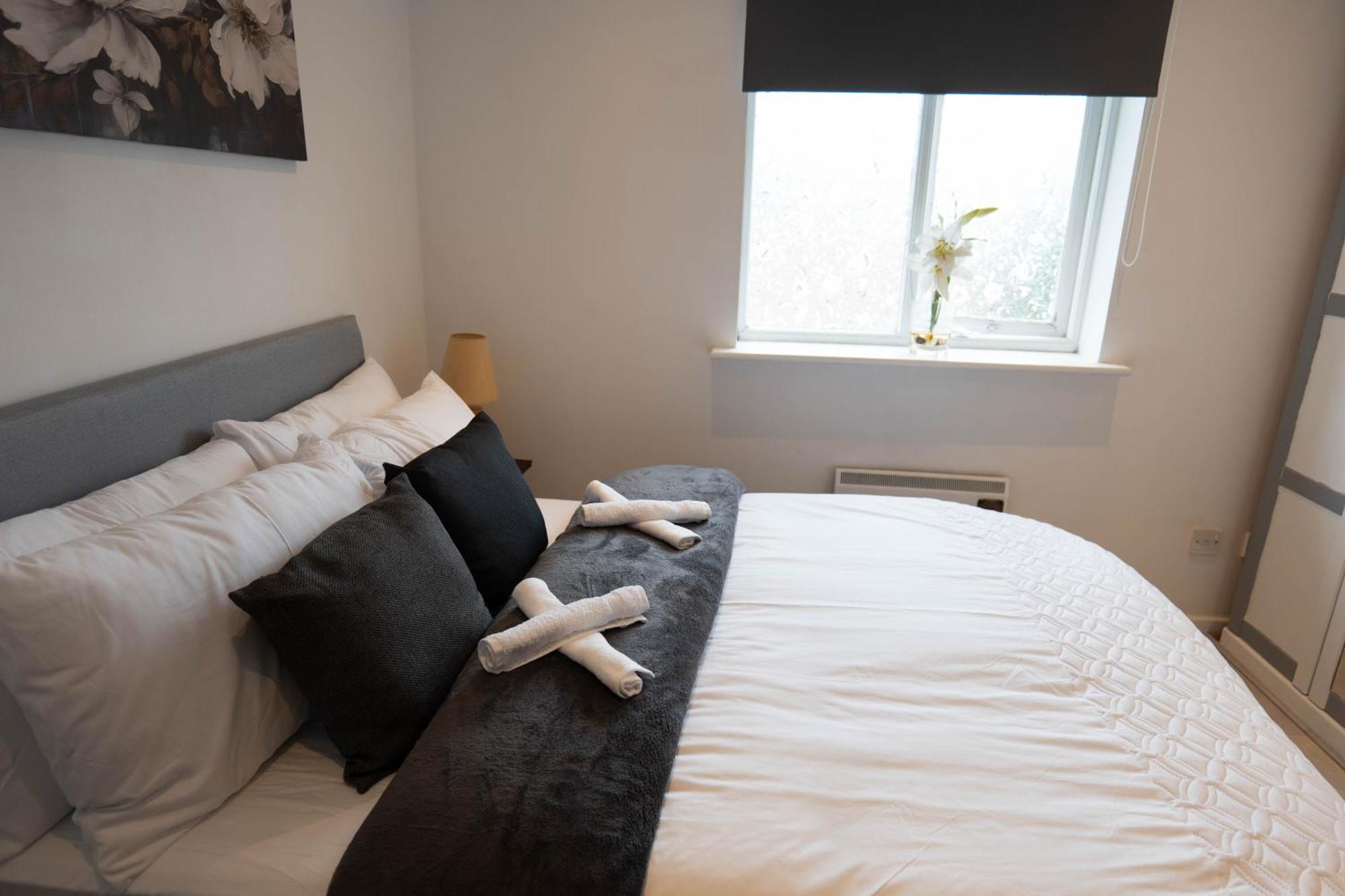 Apartment Beckton Docklands - 1 Bedroom - Sleeps 4 - Wifi
