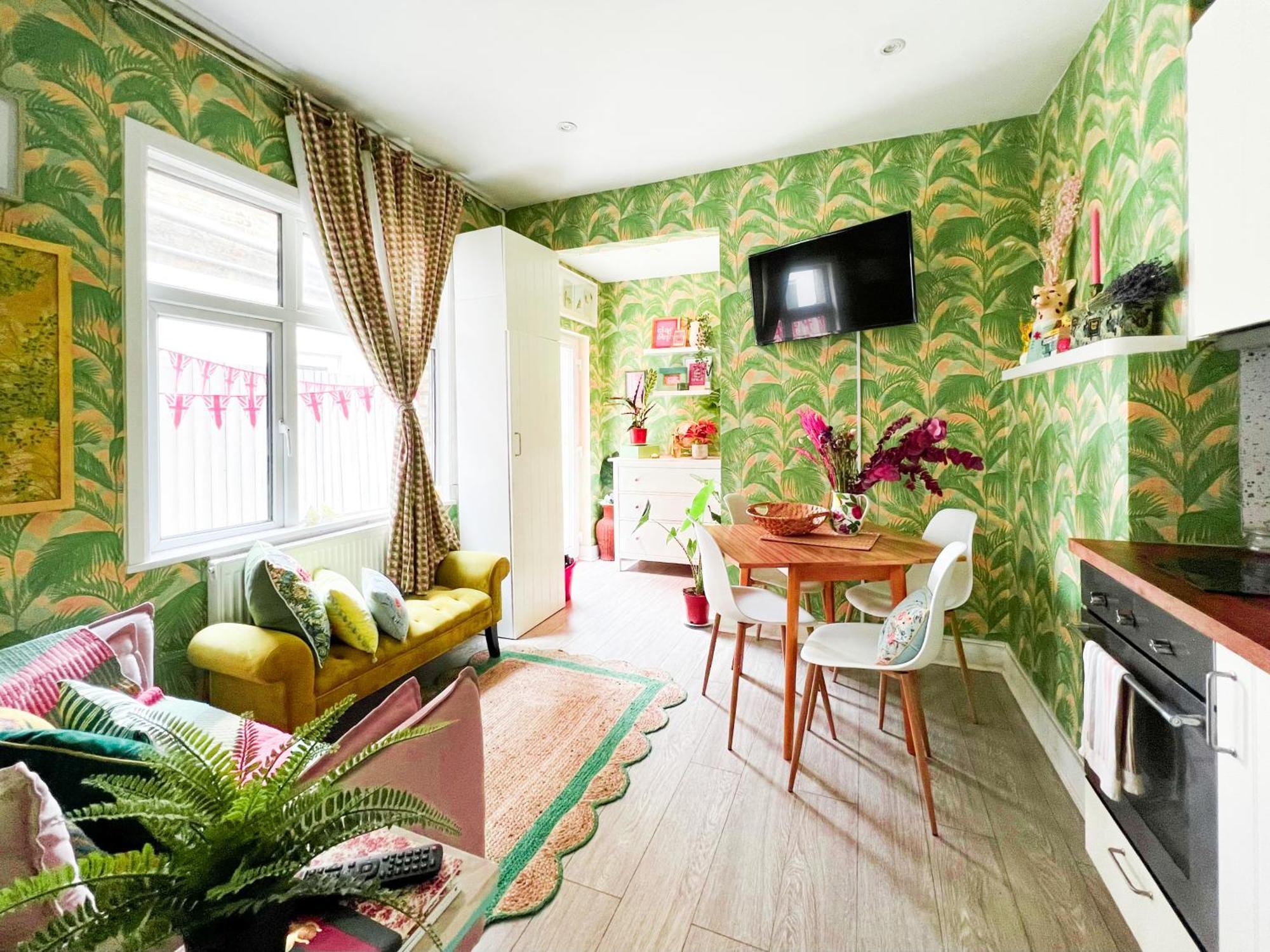 Claremont A - Apartment