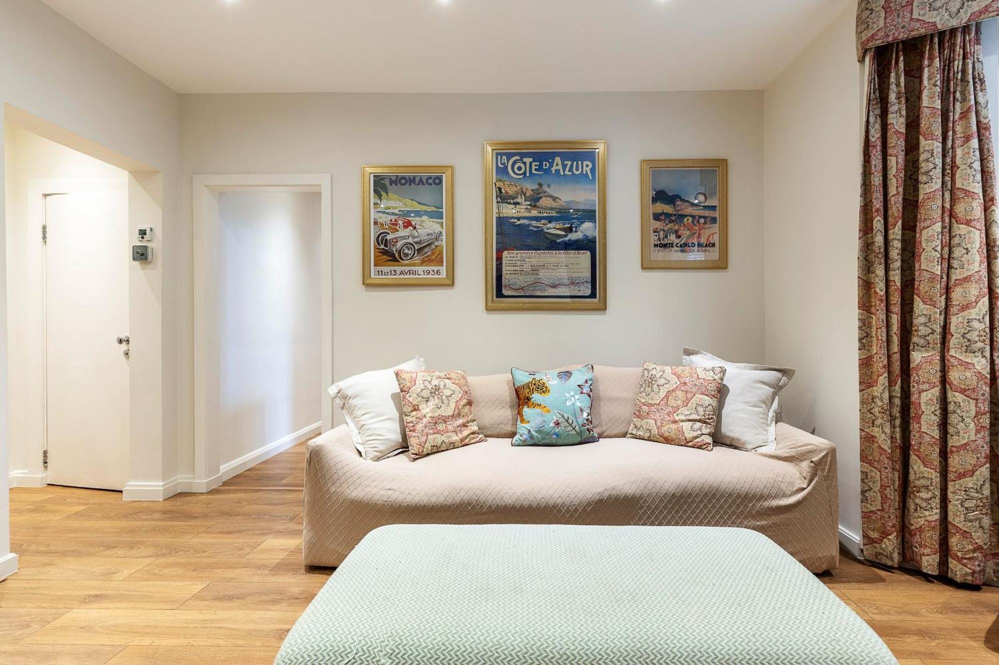 Apartment Elegant Two Bedroom Flat In Redcliffe Gardens *