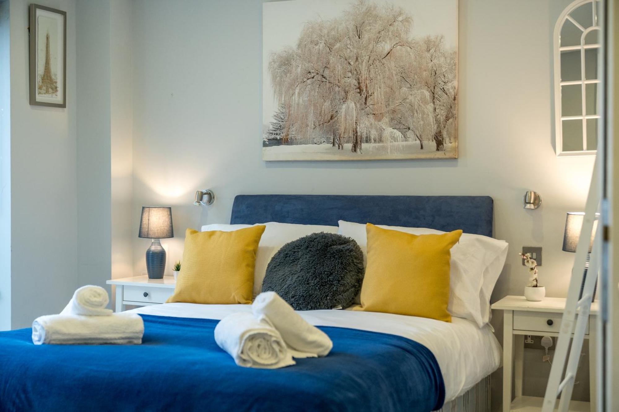 Apartment Nottinghill On River Luxe Flat With Balcony London