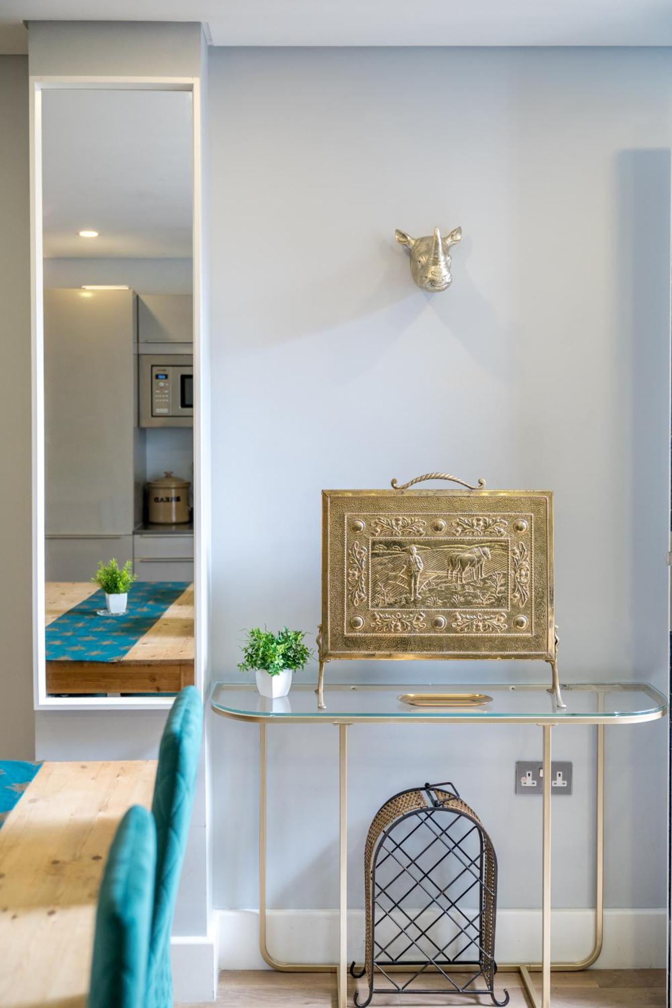 Nottinghill On River Luxe Flat With Balcony Apartment