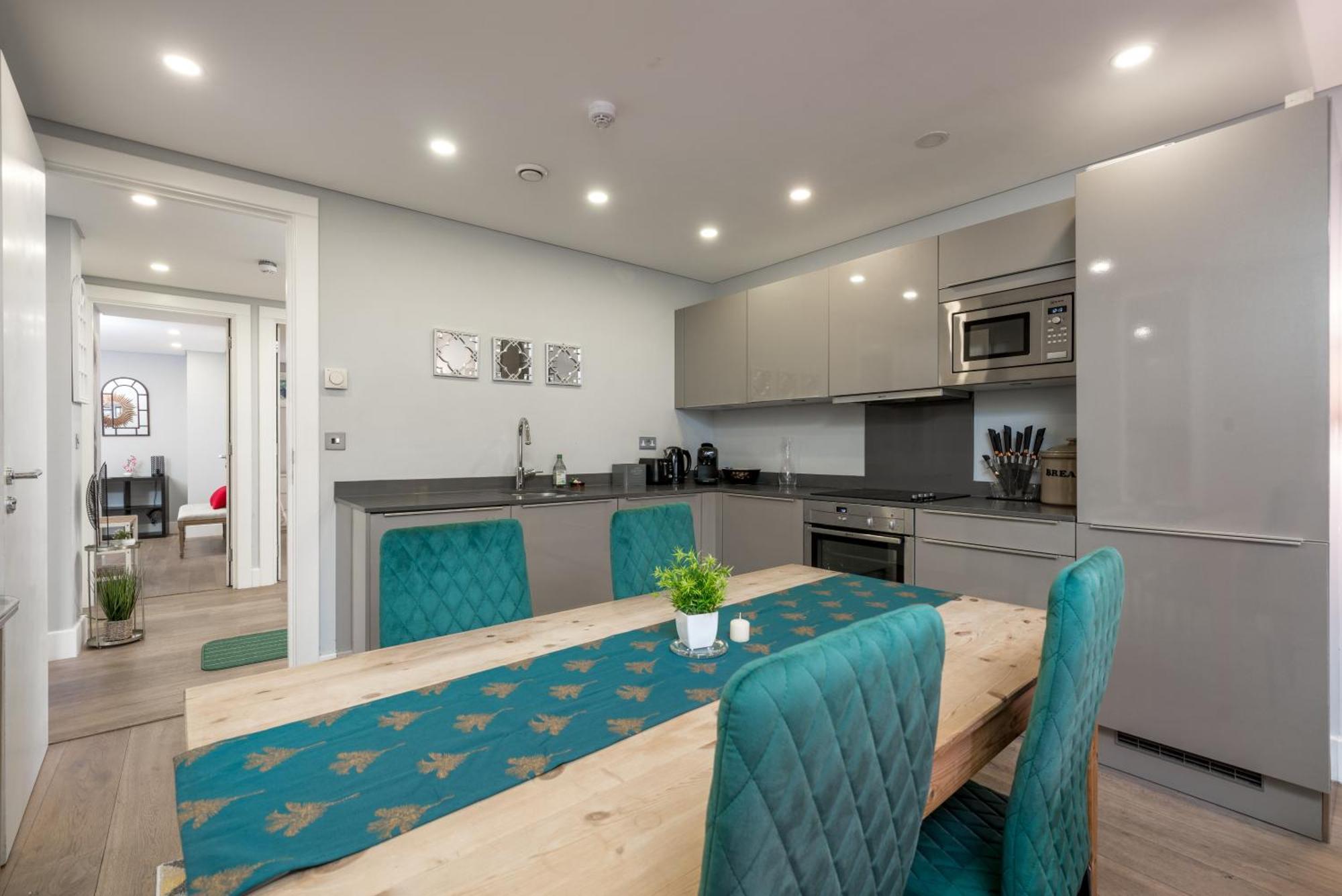 Nottinghill On River Luxe Flat With Balcony Apartment