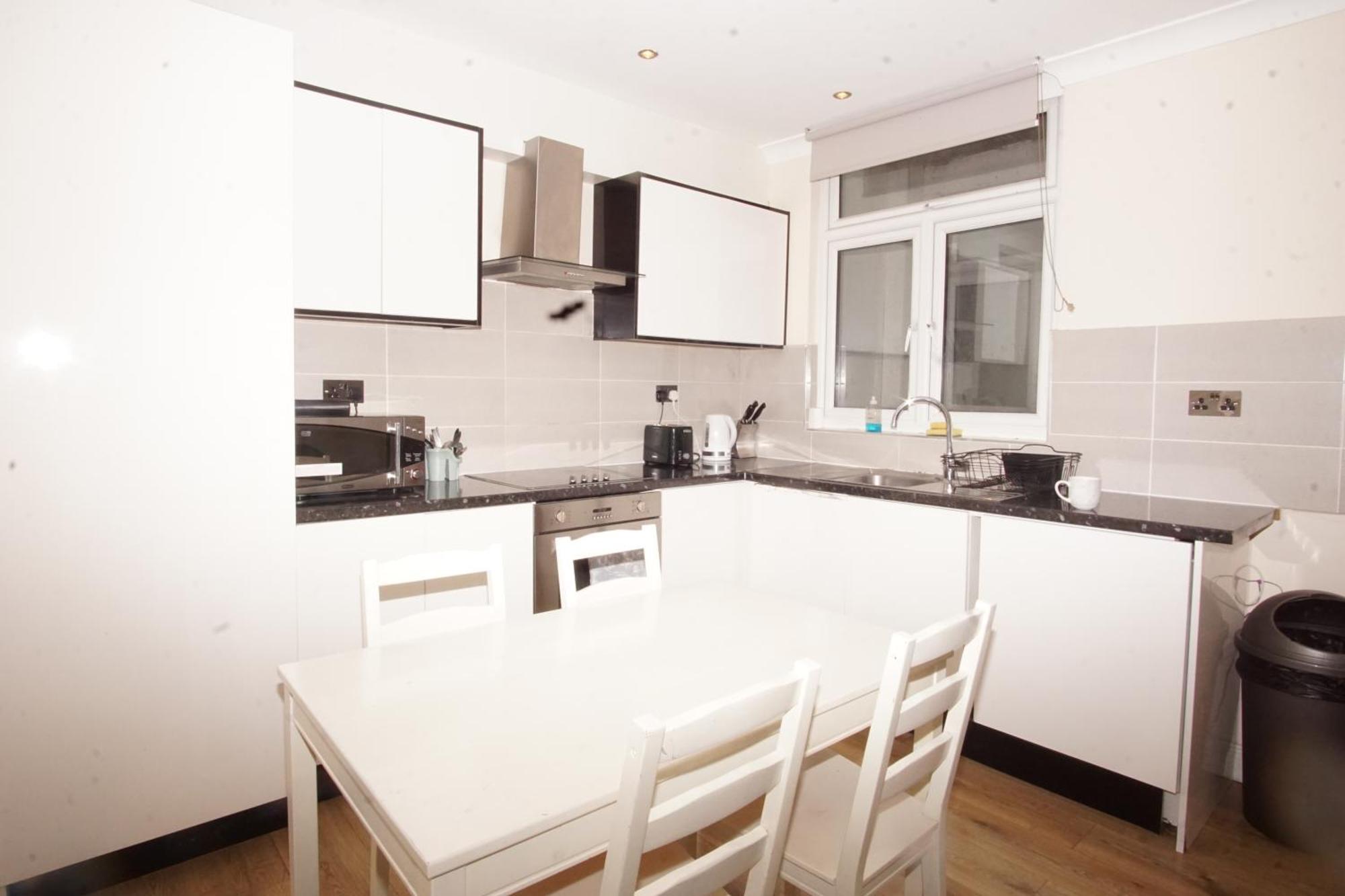Apartamento Evergreen Apartments- Flat 2 *