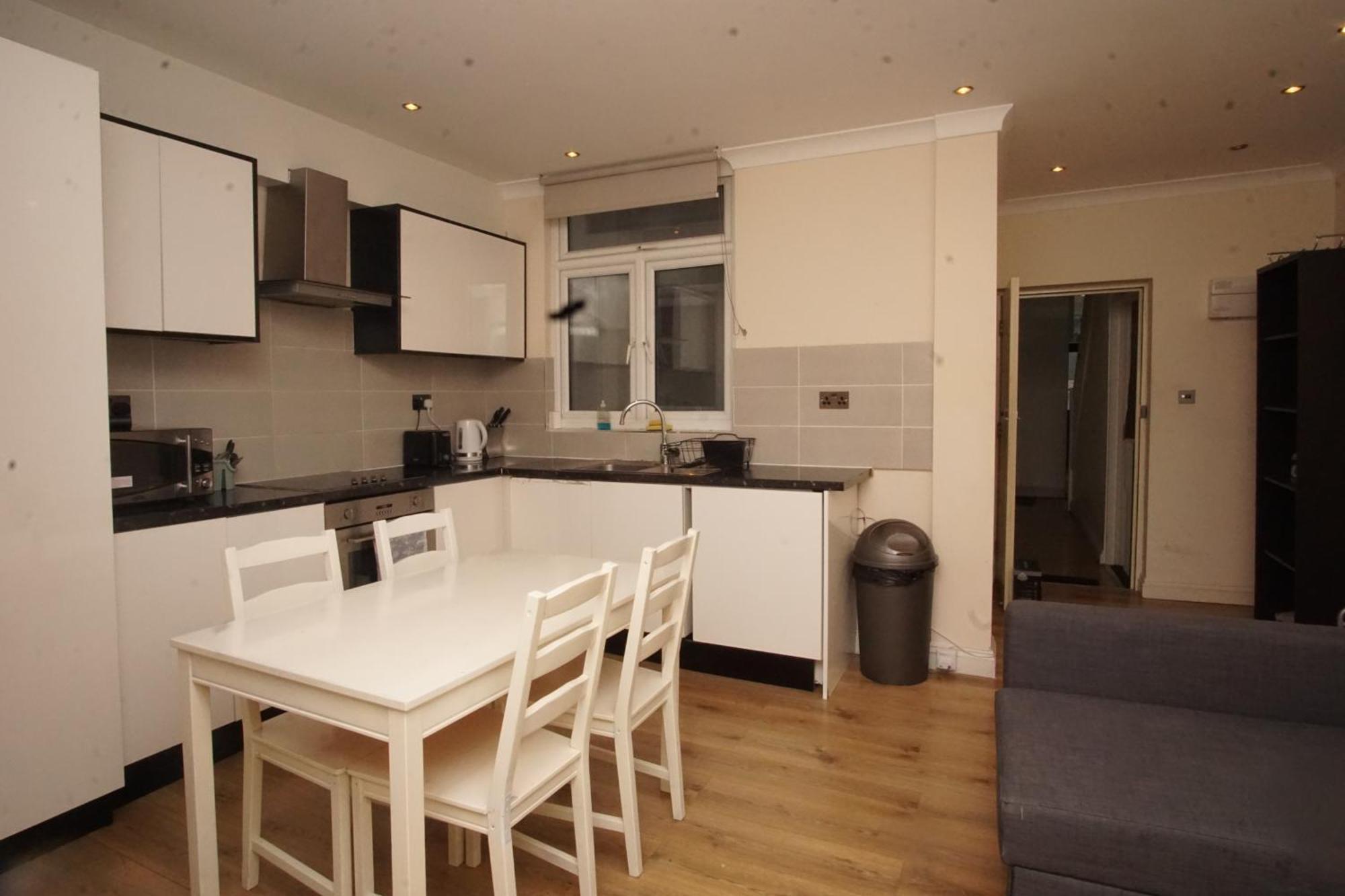 Evergreen Apartments- Flat 2 Apartamento