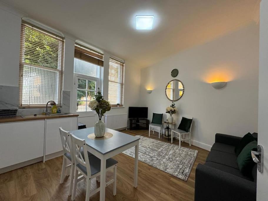 64 Queen's Grove Nw8 6er A-full Address Apartment *