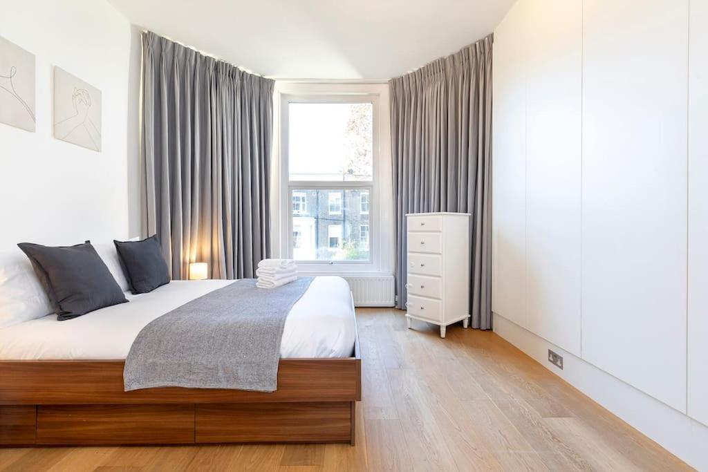 Charming 2 Bedroom Flat In Kensington Apartment London