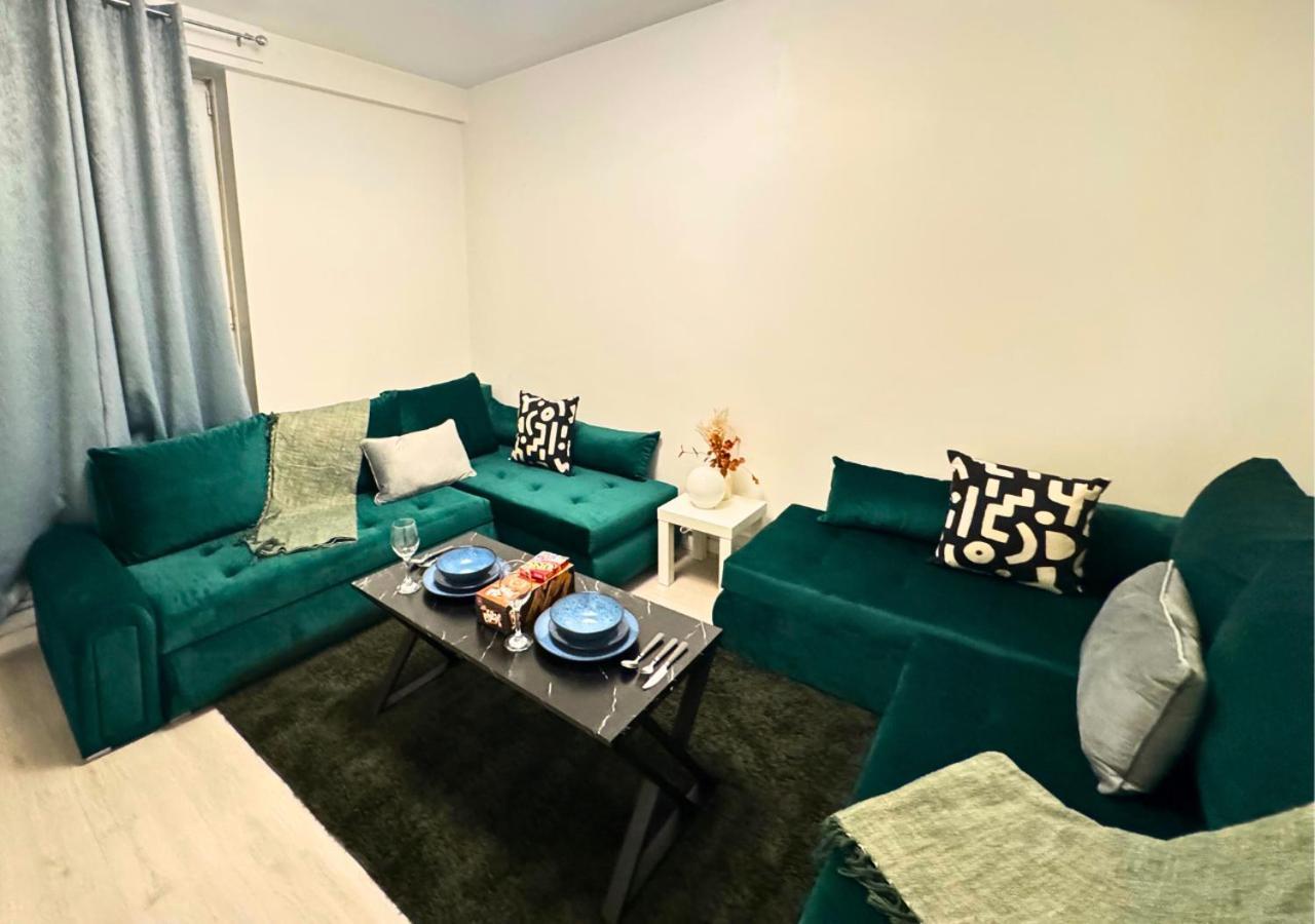 Luxe Sleeps 14 - Wandsworth & Putney Bridge - 4 Bedrooms London