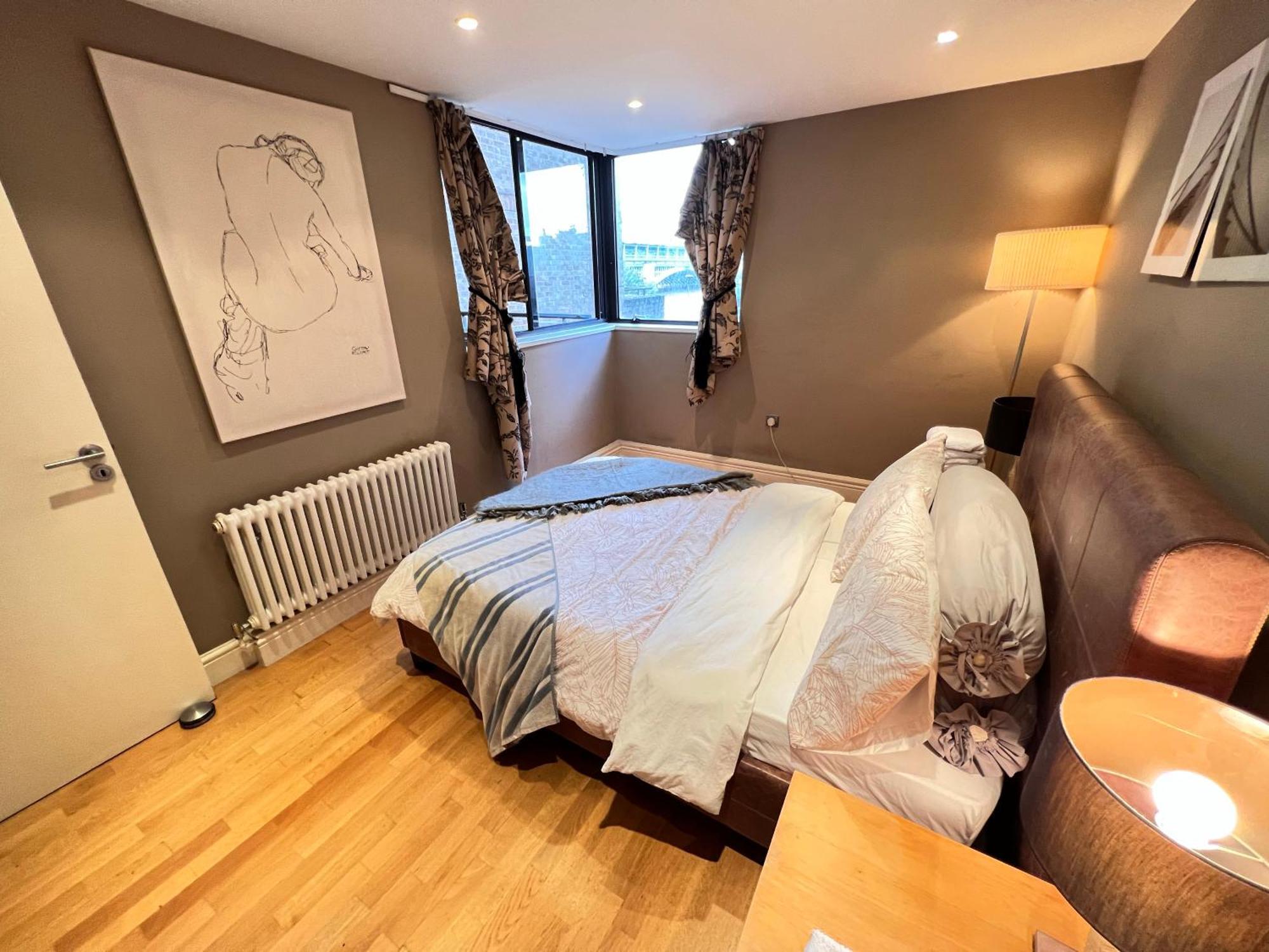 Happy River Thames View Entire Apartment *