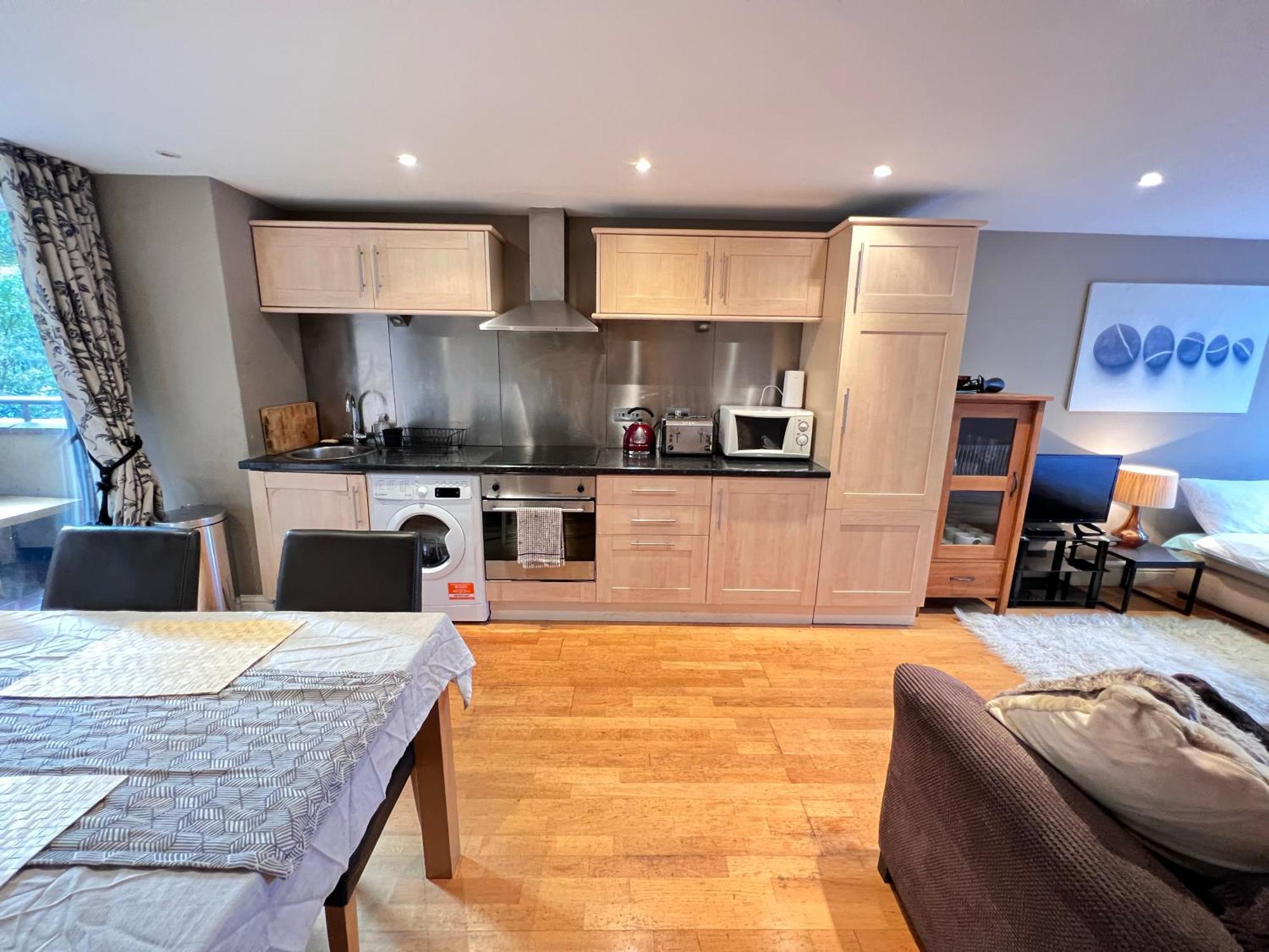 Happy River Thames View Entire Apartment