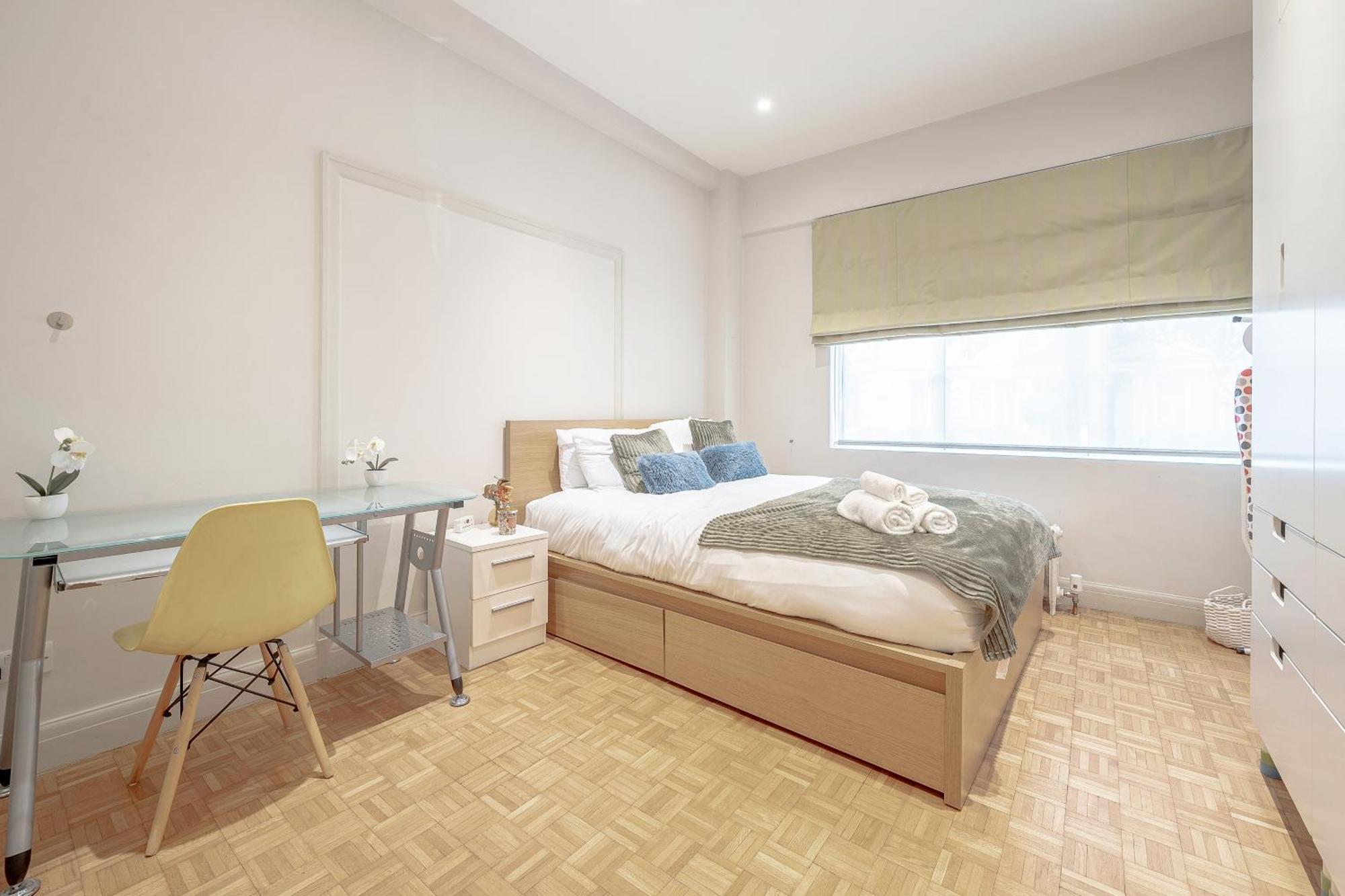 Luxurious Two-bedroom Haven In Marylebone Appartement Londen